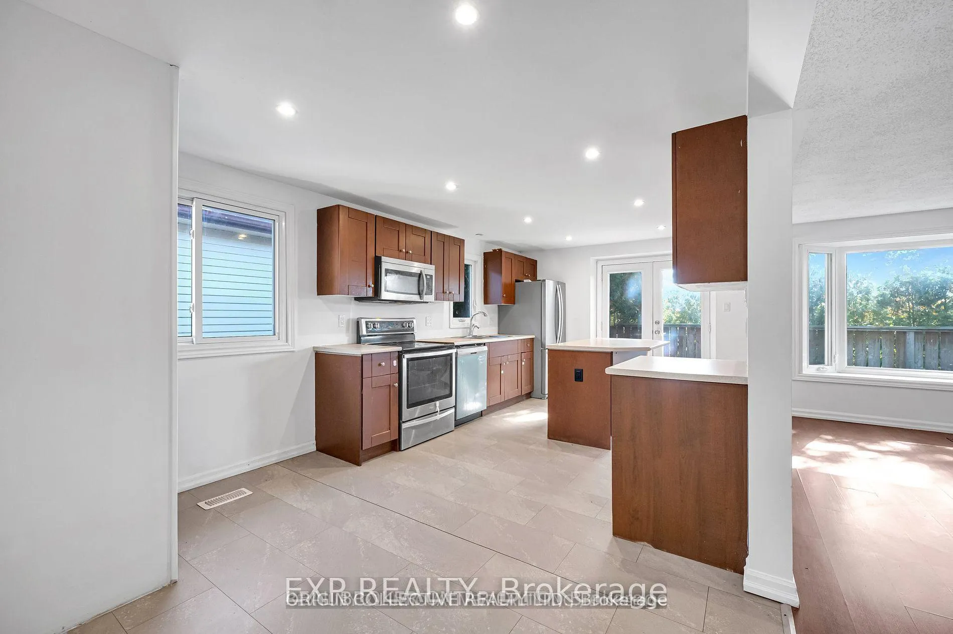 Photo 8 of 63 Wheatfield Crescent, Kitchener — HOMEH