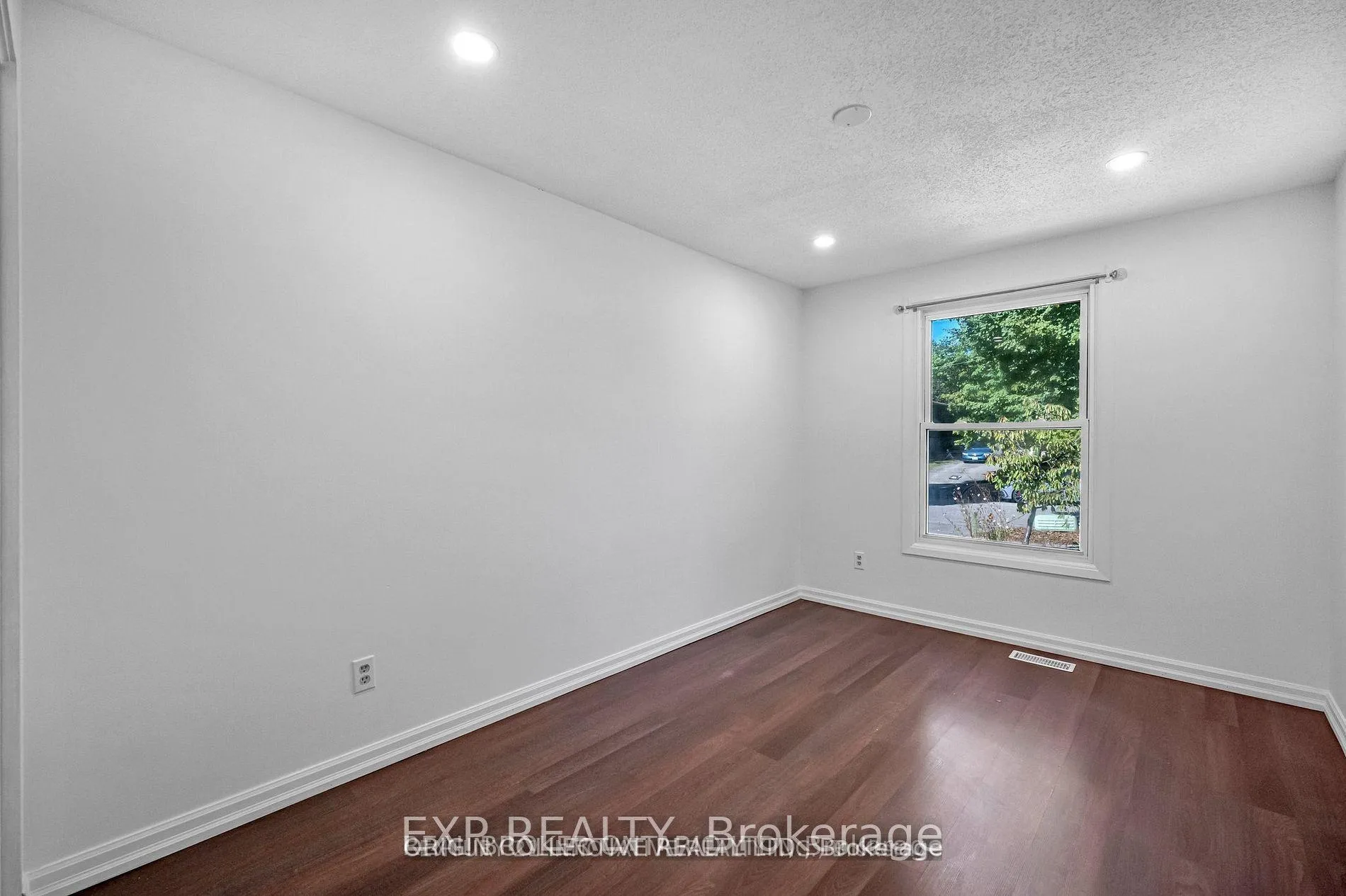 Photo 15 of 63 Wheatfield Crescent, Kitchener — HOMEH