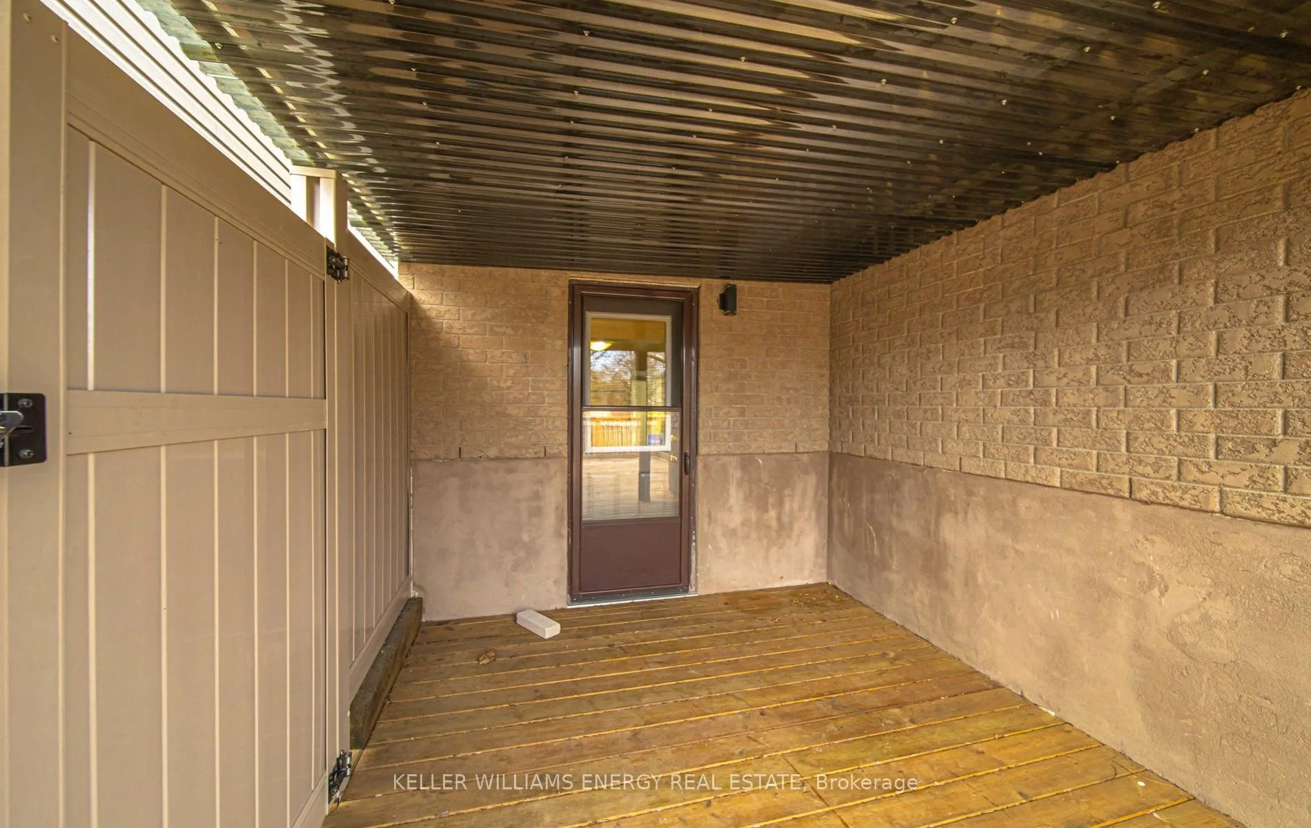 Photo 9 of 9 Bluehaven Court, Clarington, Bowmanville — HOMEH