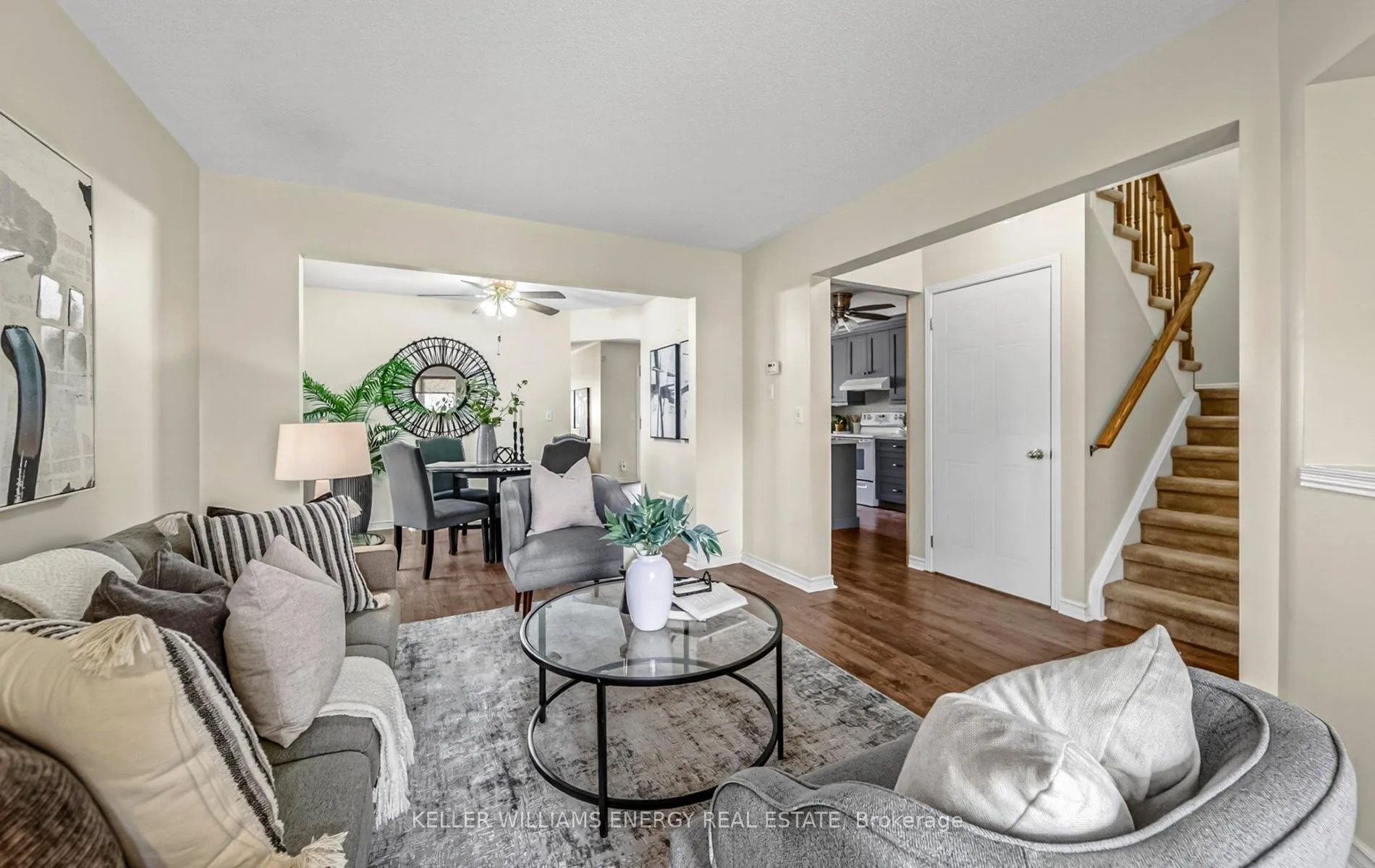 Photo 16 of 9 Bluehaven Court, Clarington, Bowmanville — HOMEH