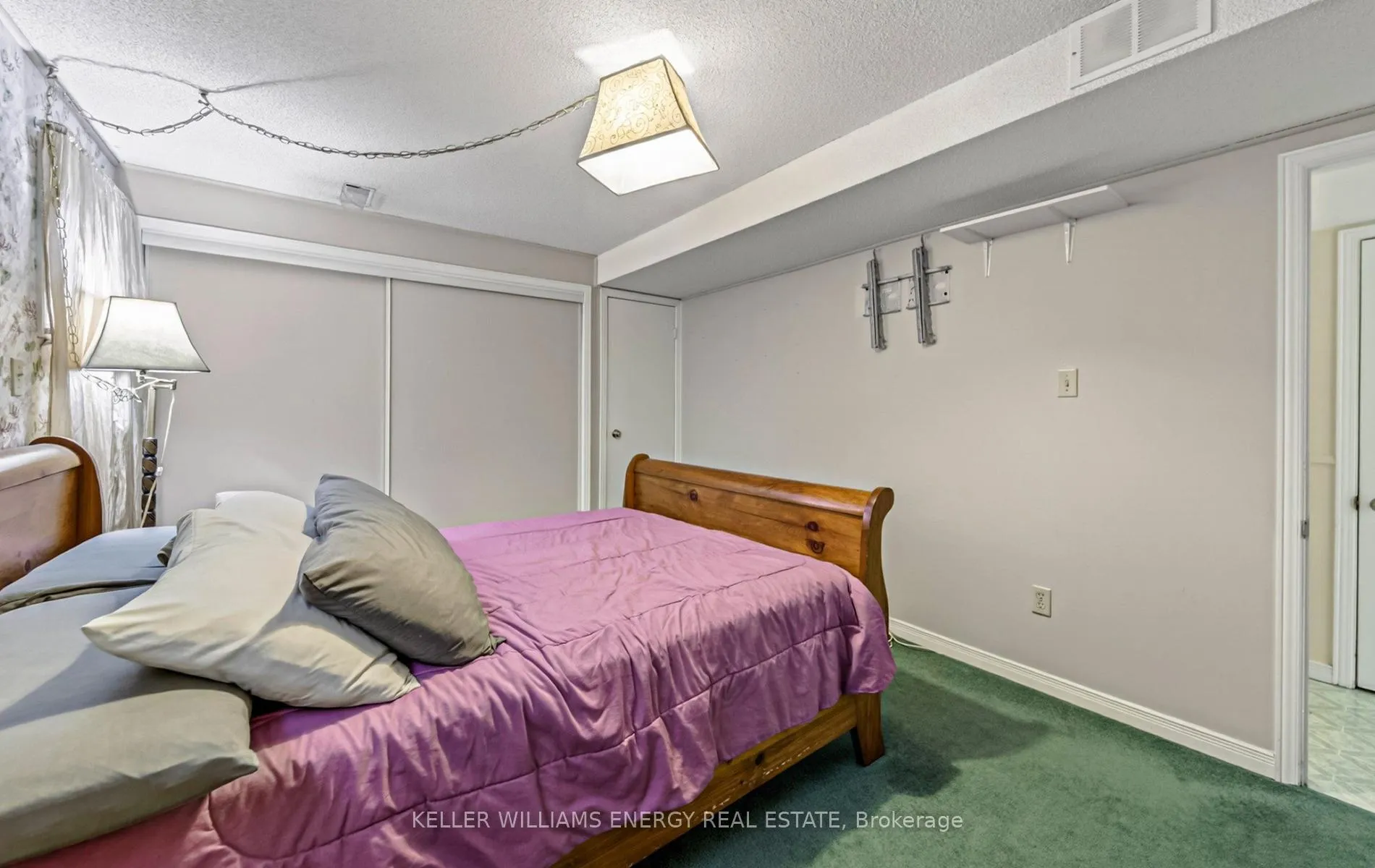 Photo 40 of 9 Bluehaven Court, Clarington, Bowmanville — HOMEH