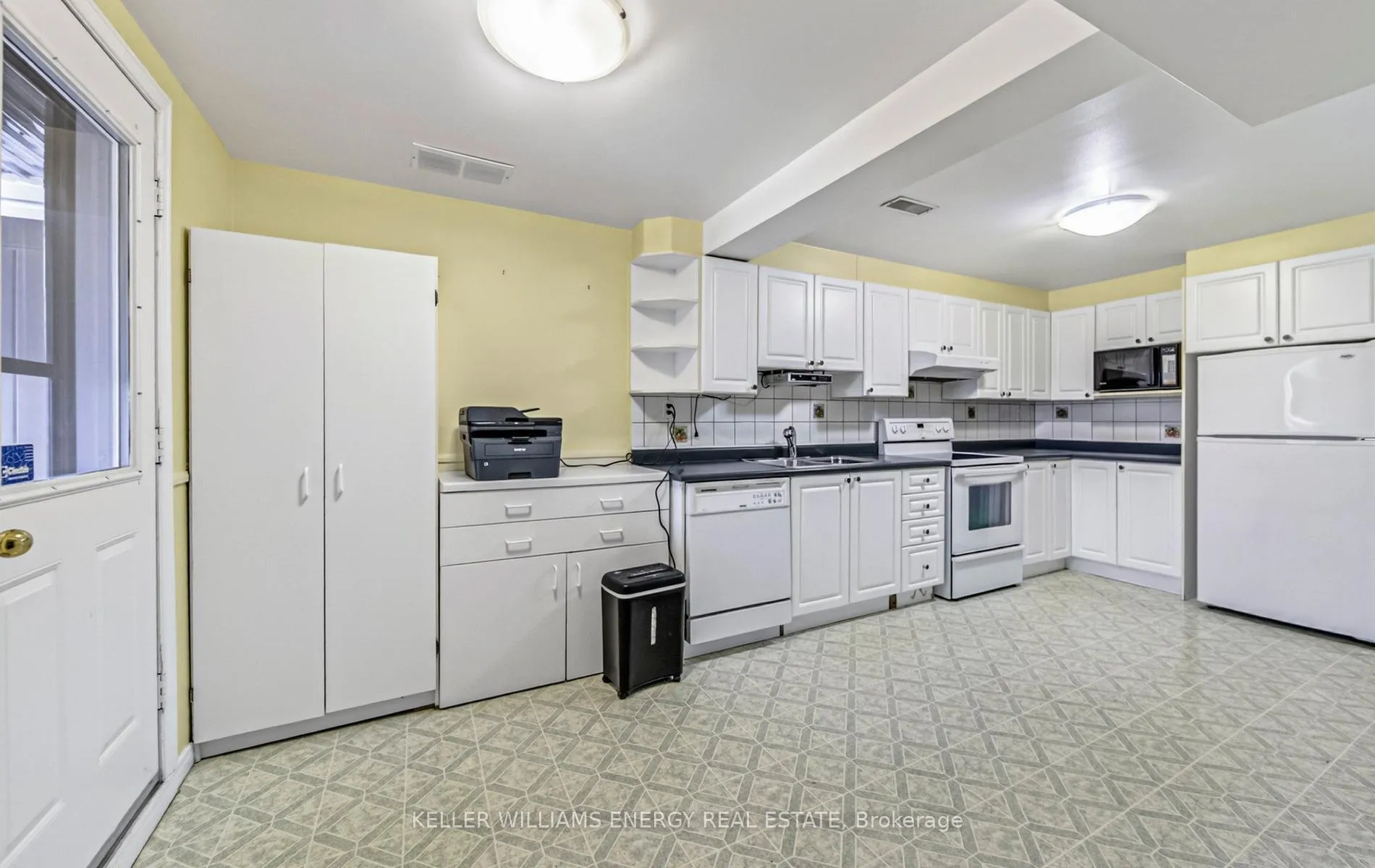 Photo 44 of 9 Bluehaven Court, Clarington, Bowmanville — HOMEH