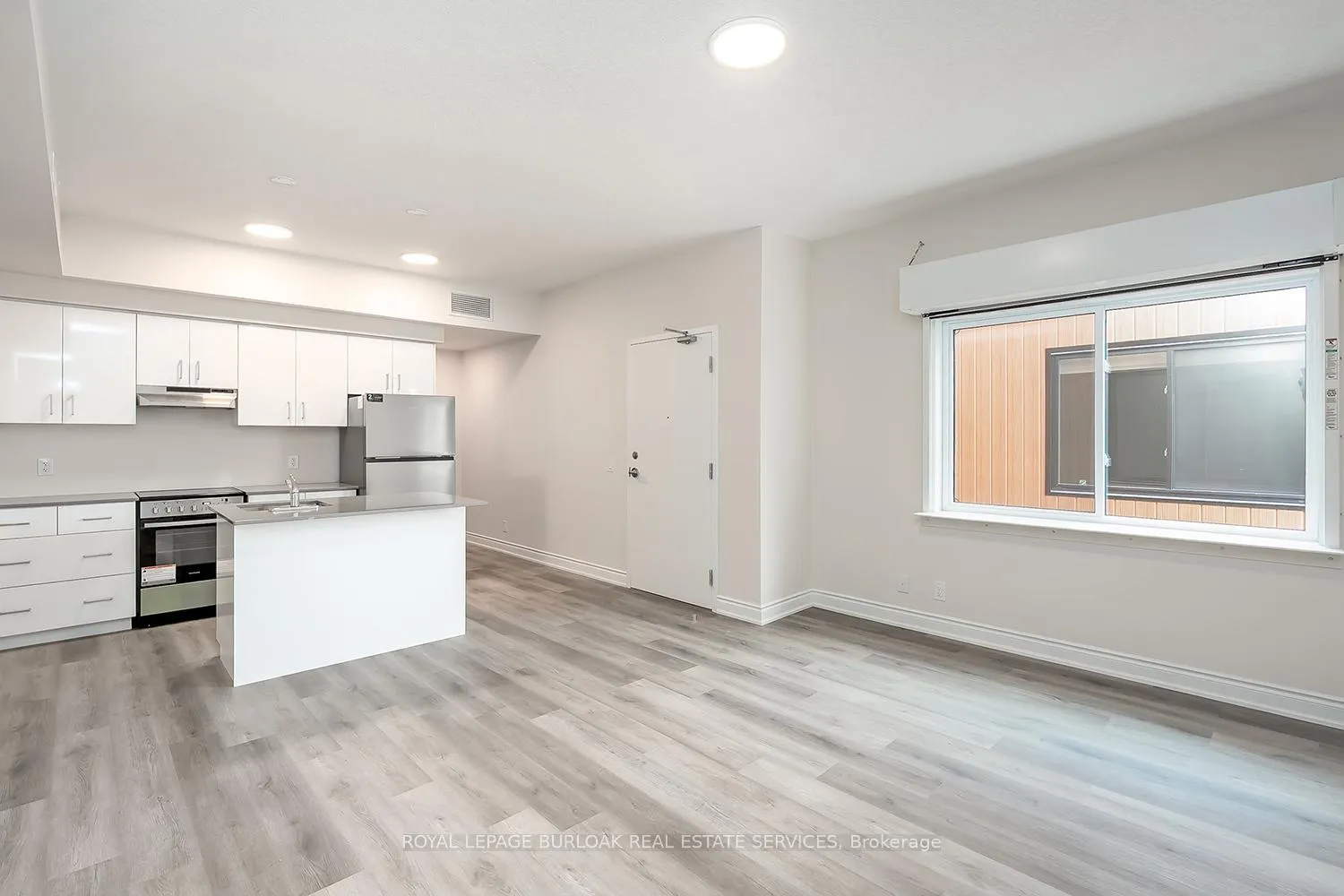 Photo 6 of Unit 3A, 259 King Street E, Hamilton, Stoney Creek — HOMEH