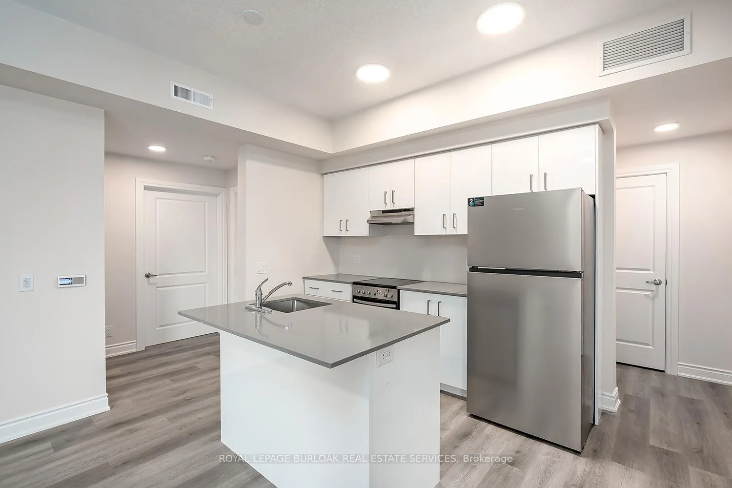 Photo 7 of Unit 3A, 259 King Street E, Hamilton, Stoney Creek — HOMEH