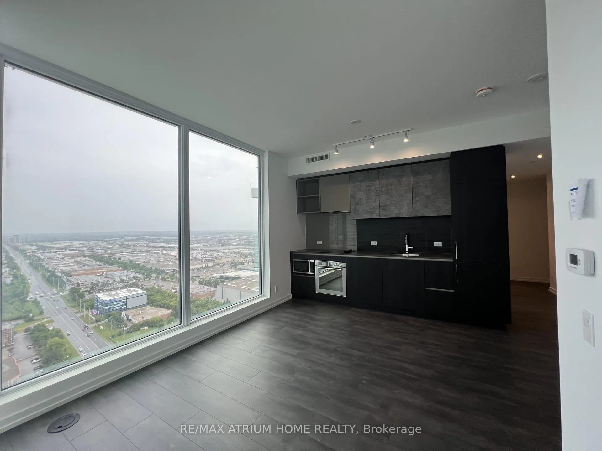 Photo 2 of Unit 3906, 7890 Jane Street, Vaughan, Vaughan Corporate Centre — HOMEH