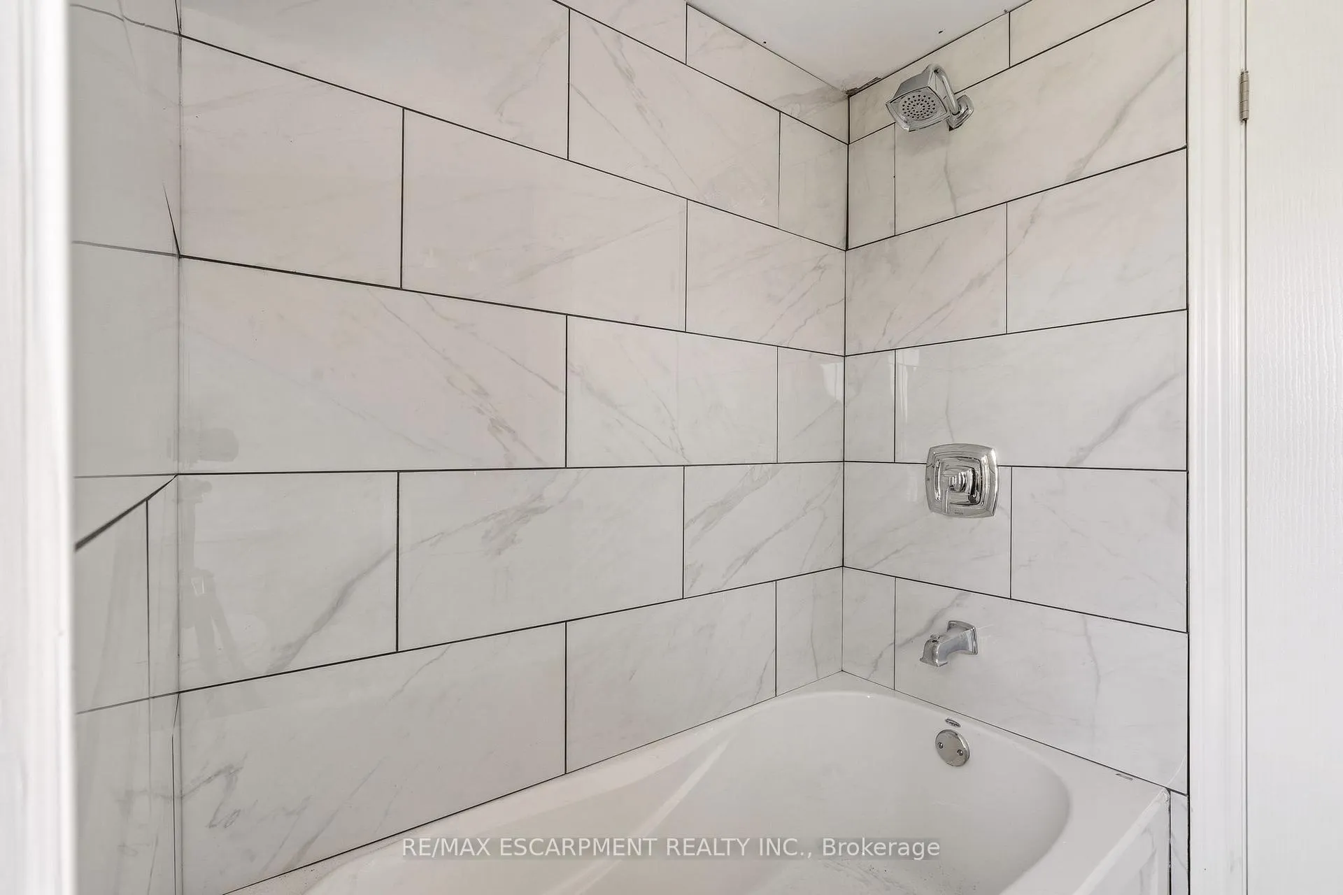 Photo 21 of 267 Vansitmart Avenue, Hamilton, McQuesten — HOMEH