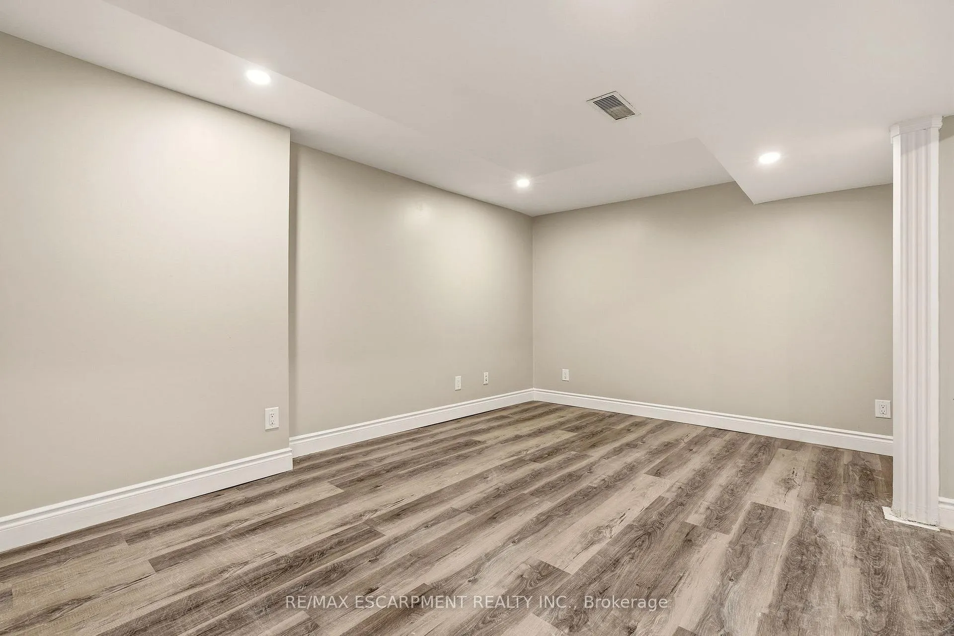 Photo 26 of 267 Vansitmart Avenue, Hamilton, McQuesten — HOMEH