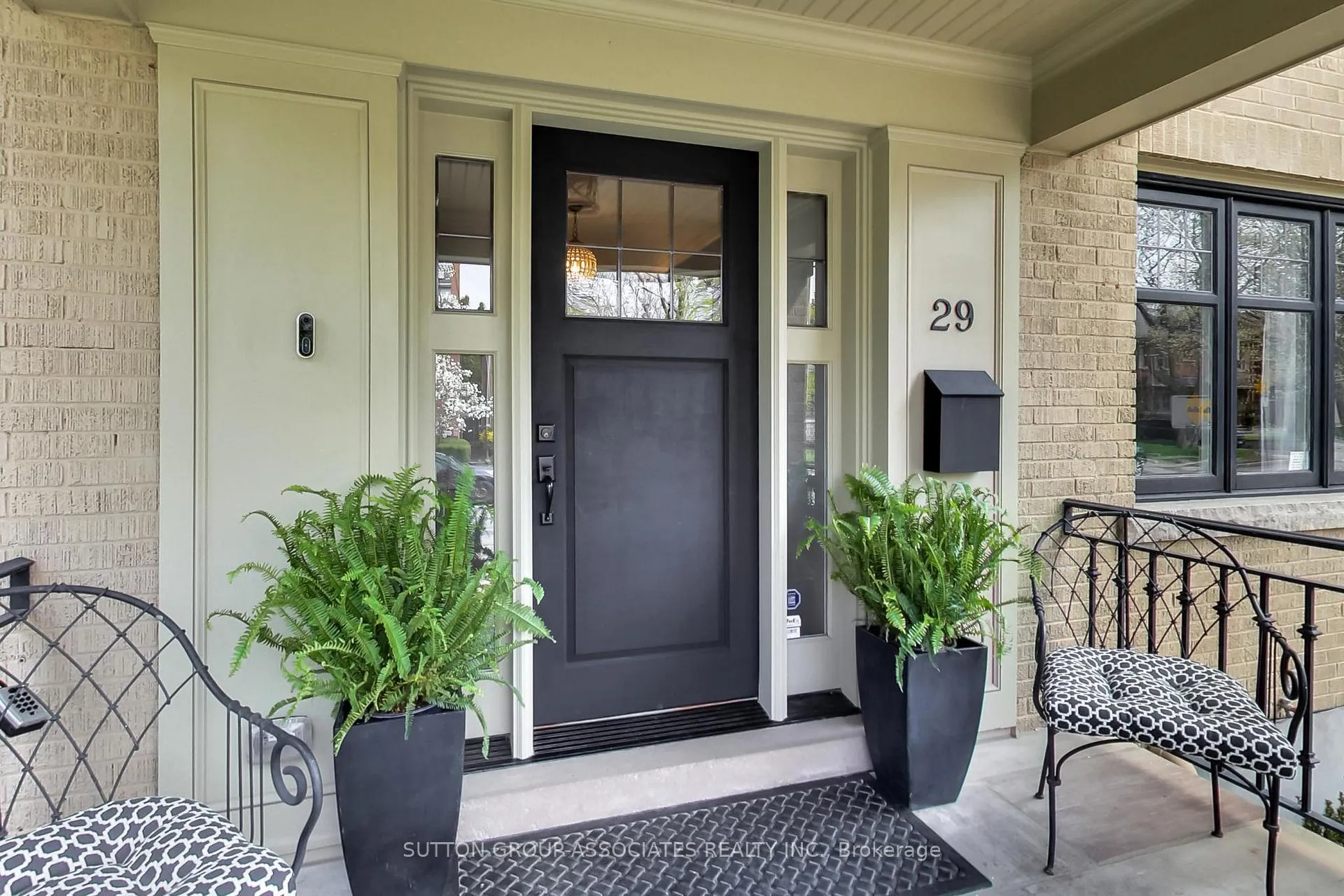Photo 2 of 29 Anderson Avenue, Toronto, Yonge-Eglinton — HOMEH