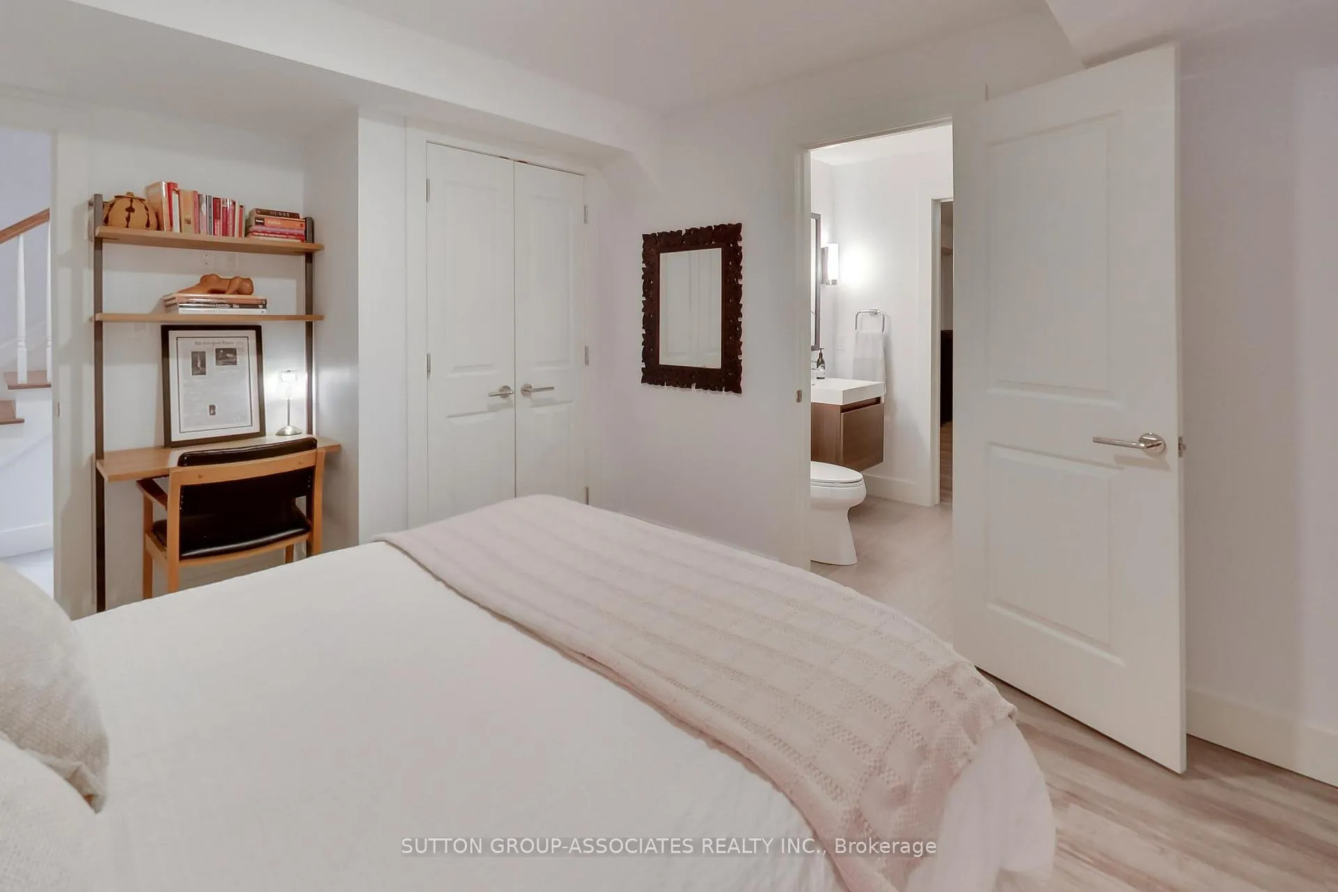 Photo 34 of 29 Anderson Avenue, Toronto, Yonge-Eglinton — HOMEH