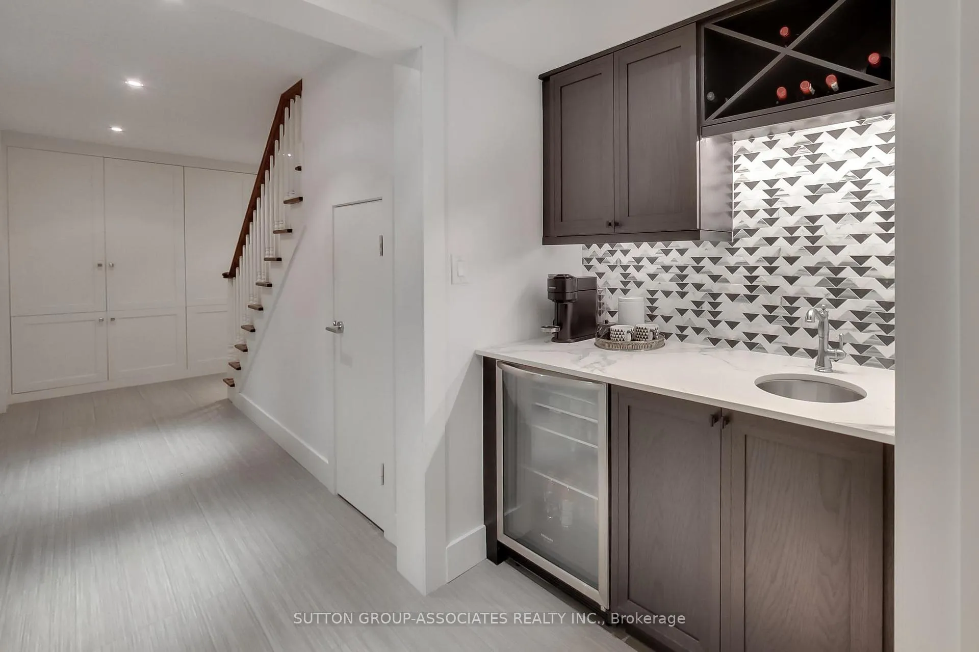 Photo 41 of 29 Anderson Avenue, Toronto, Yonge-Eglinton — HOMEH