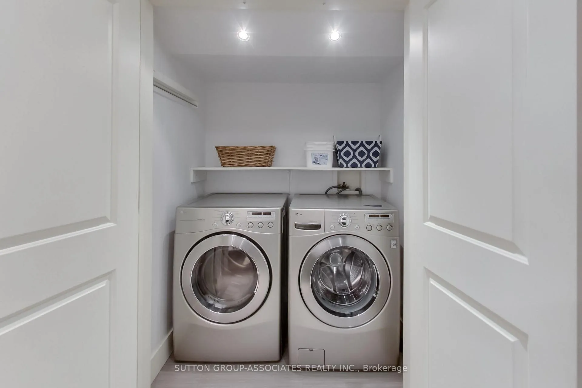 Photo 42 of 29 Anderson Avenue, Toronto, Yonge-Eglinton — HOMEH