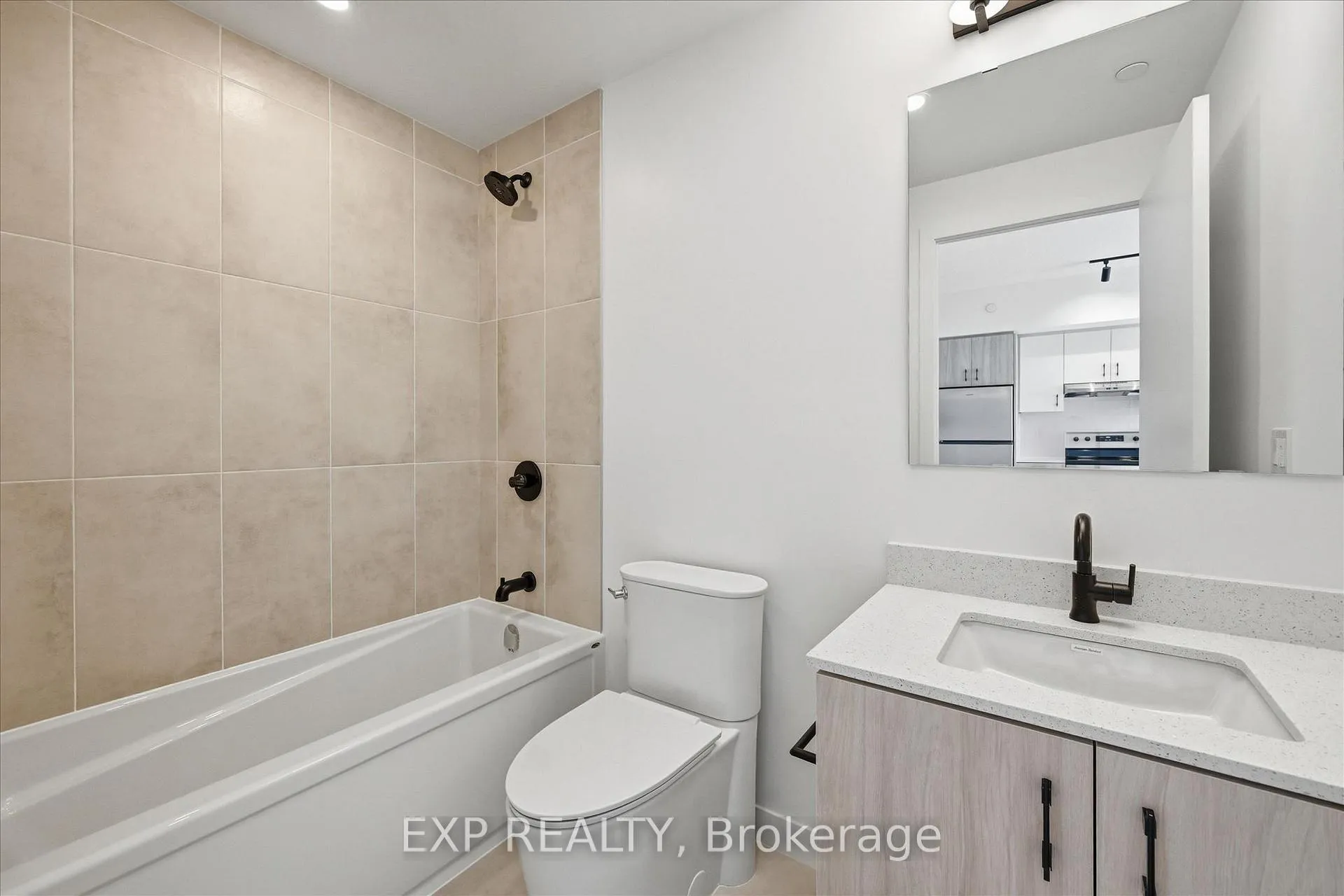 Photo 10 of Unit D702, 4878 Powers Common, Burlington, Alton — HOMEH