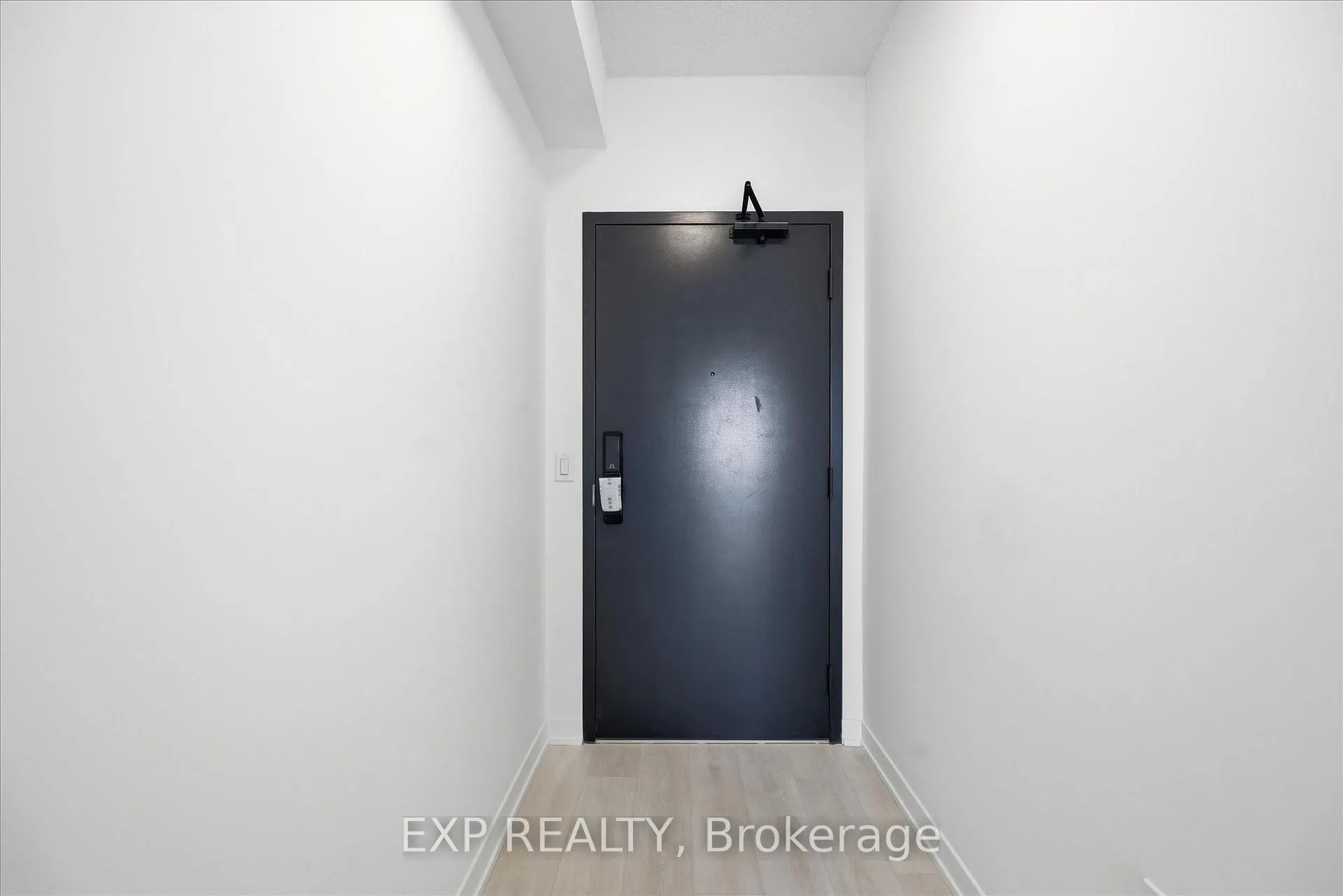 Photo 17 of Unit D702, 4878 Powers Common, Burlington, Alton — HOMEH