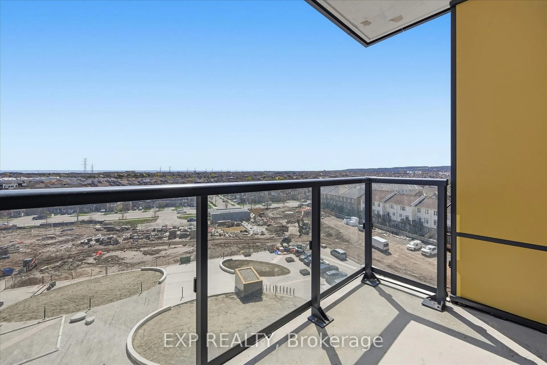 Photo 18 of Unit D702, 4878 Powers Common, Burlington, Alton — HOMEH