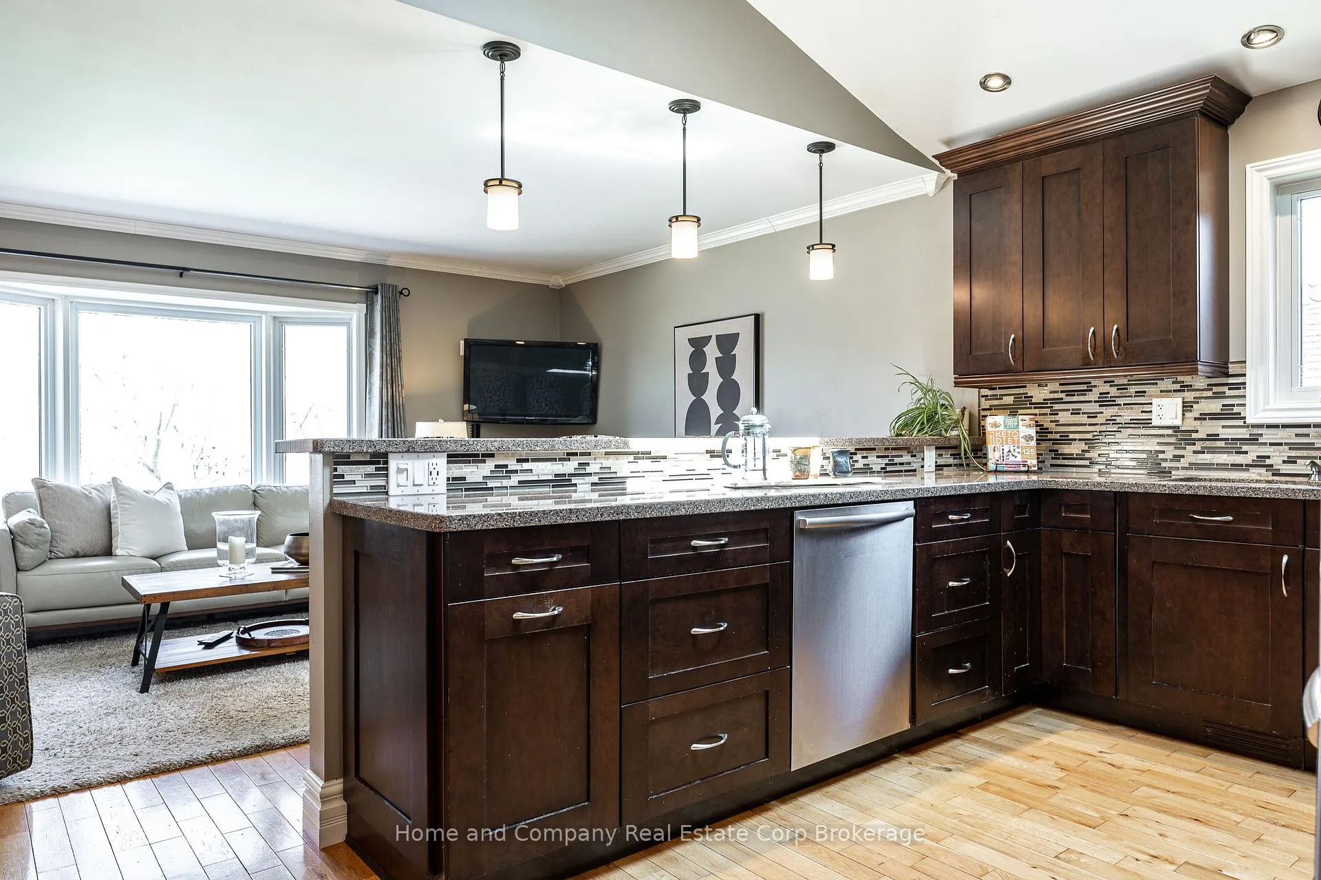 Photo 4 of 139 McGregor Street, Stratford — HOMEH