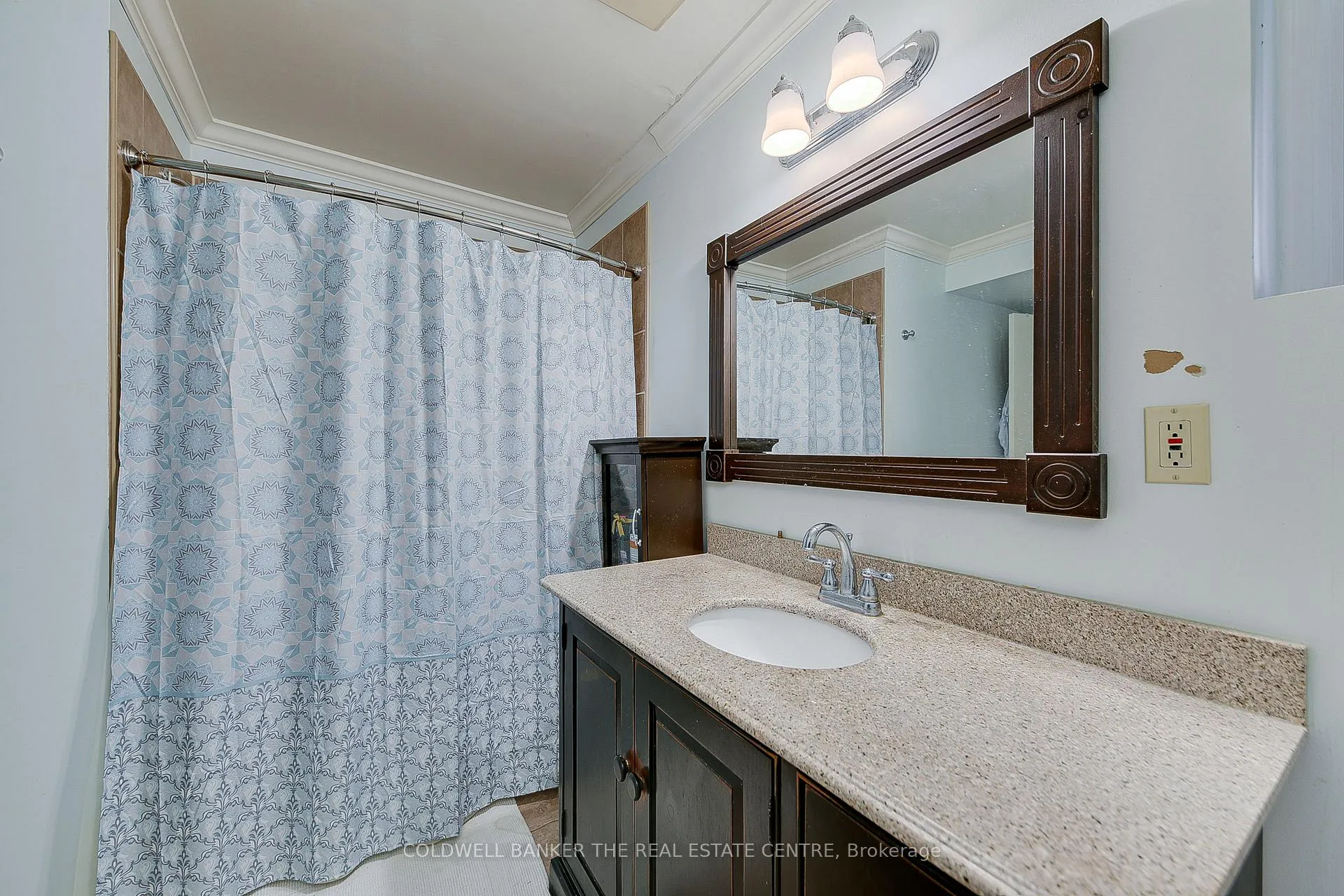 Photo 11 of 64 Mcconkey Place, Barrie, Allandale Heights — HOMEH