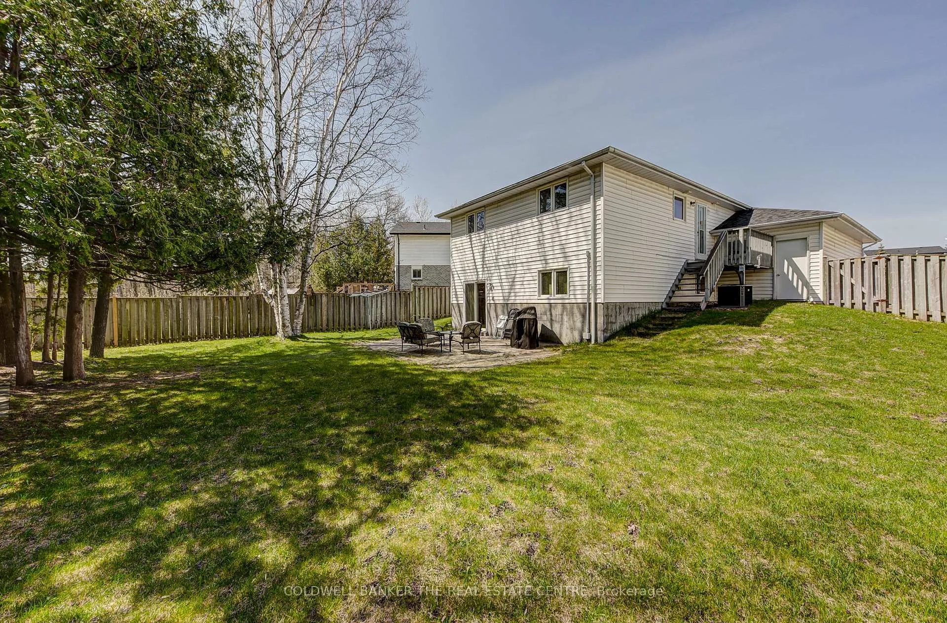 Photo 15 of 64 Mcconkey Place, Barrie, Allandale Heights — HOMEH