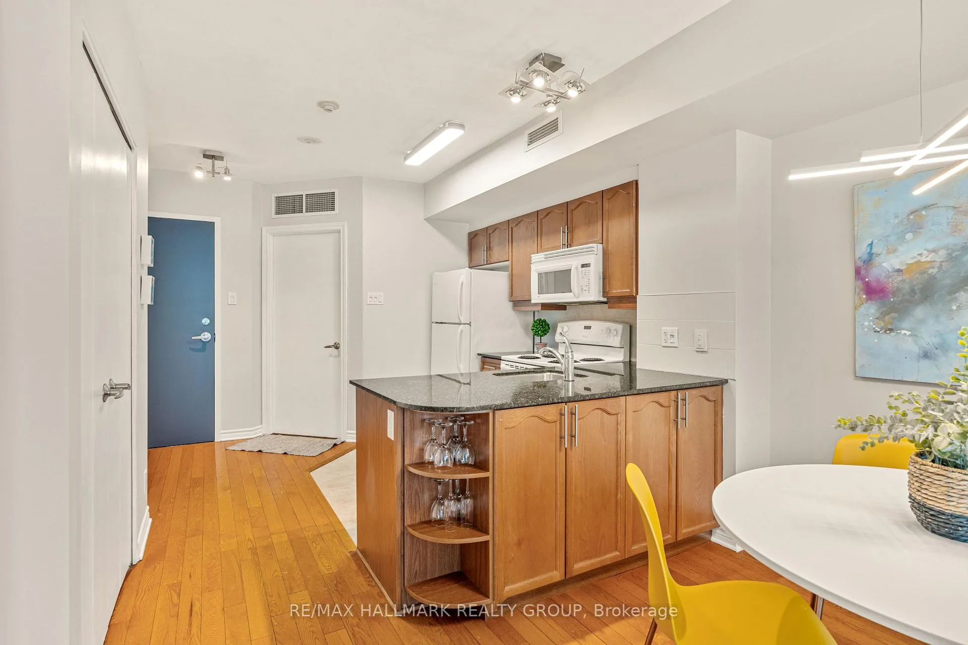 Photo 19 of Unit 2103, 445 Laurier Avenue W, Ottawa, Ottawa Centre — HOMEH