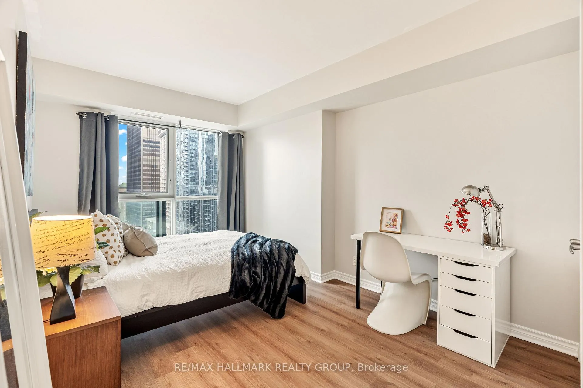 Photo 23 of Unit 2103, 445 Laurier Avenue W, Ottawa, Ottawa Centre — HOMEH