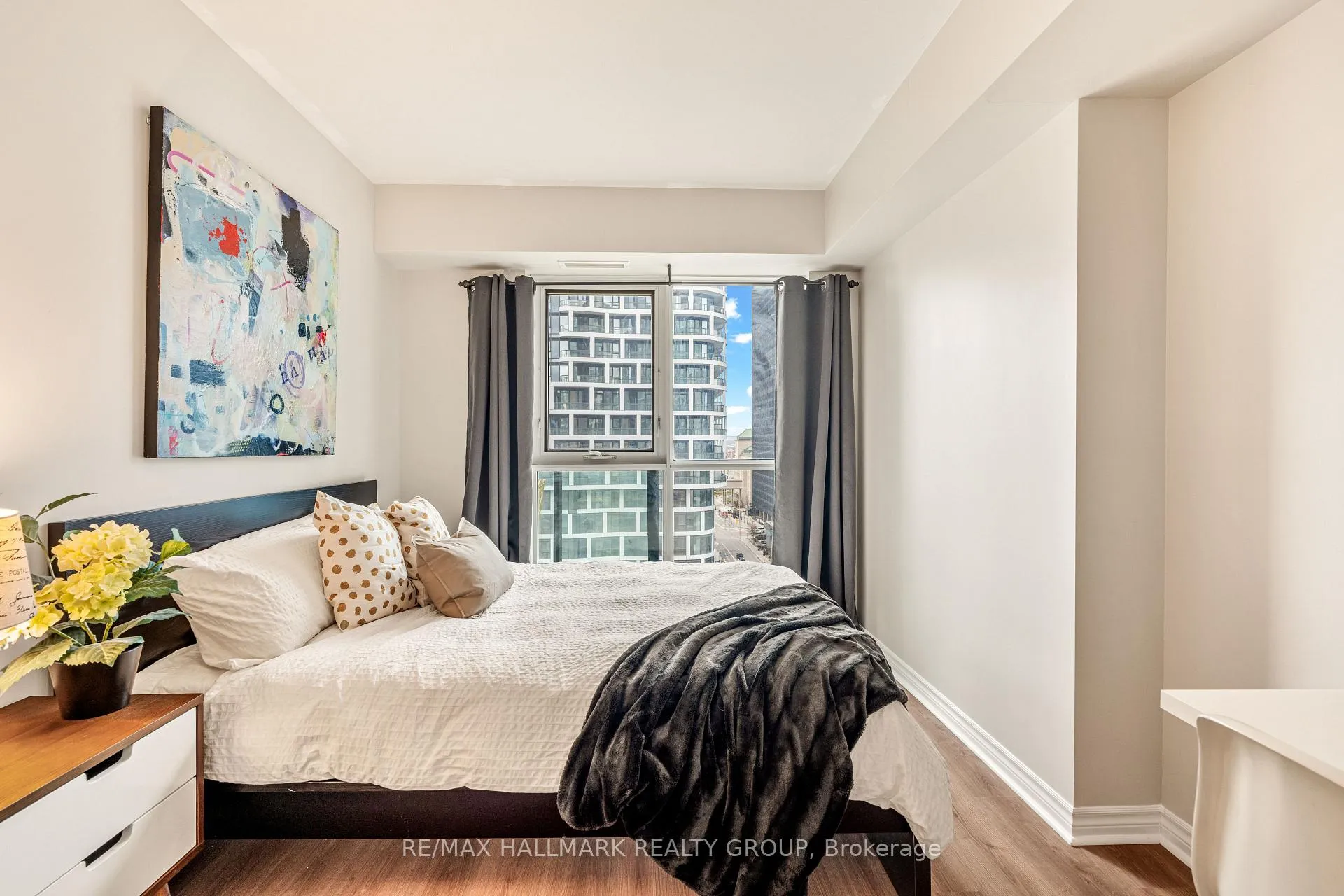 Photo 25 of Unit 2103, 445 Laurier Avenue W, Ottawa, Ottawa Centre — HOMEH