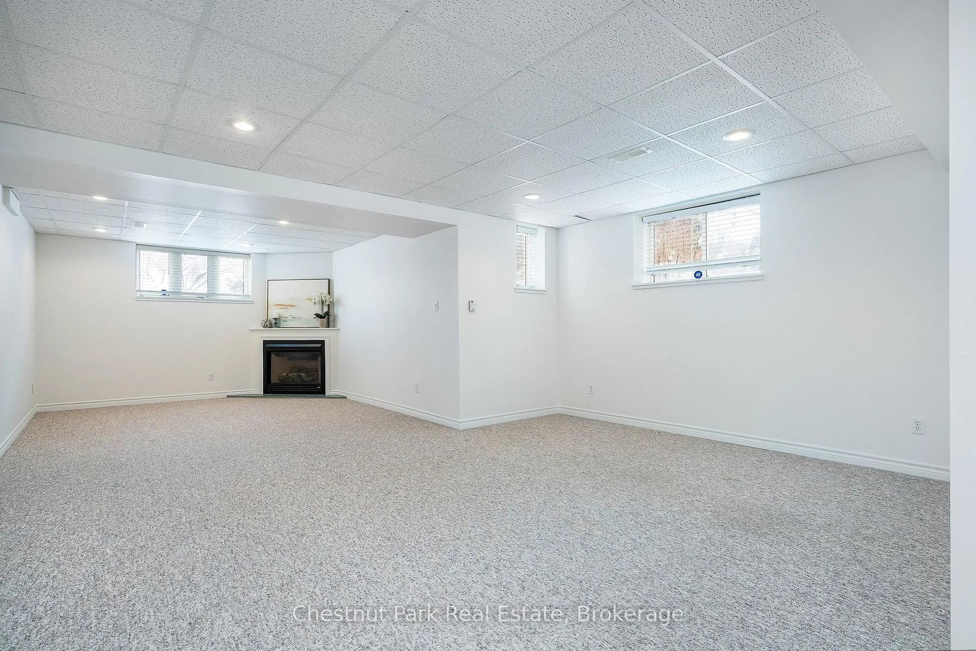 Photo 34 of 16 Green Pine Crescent, Wasaga Beach — HOMEH