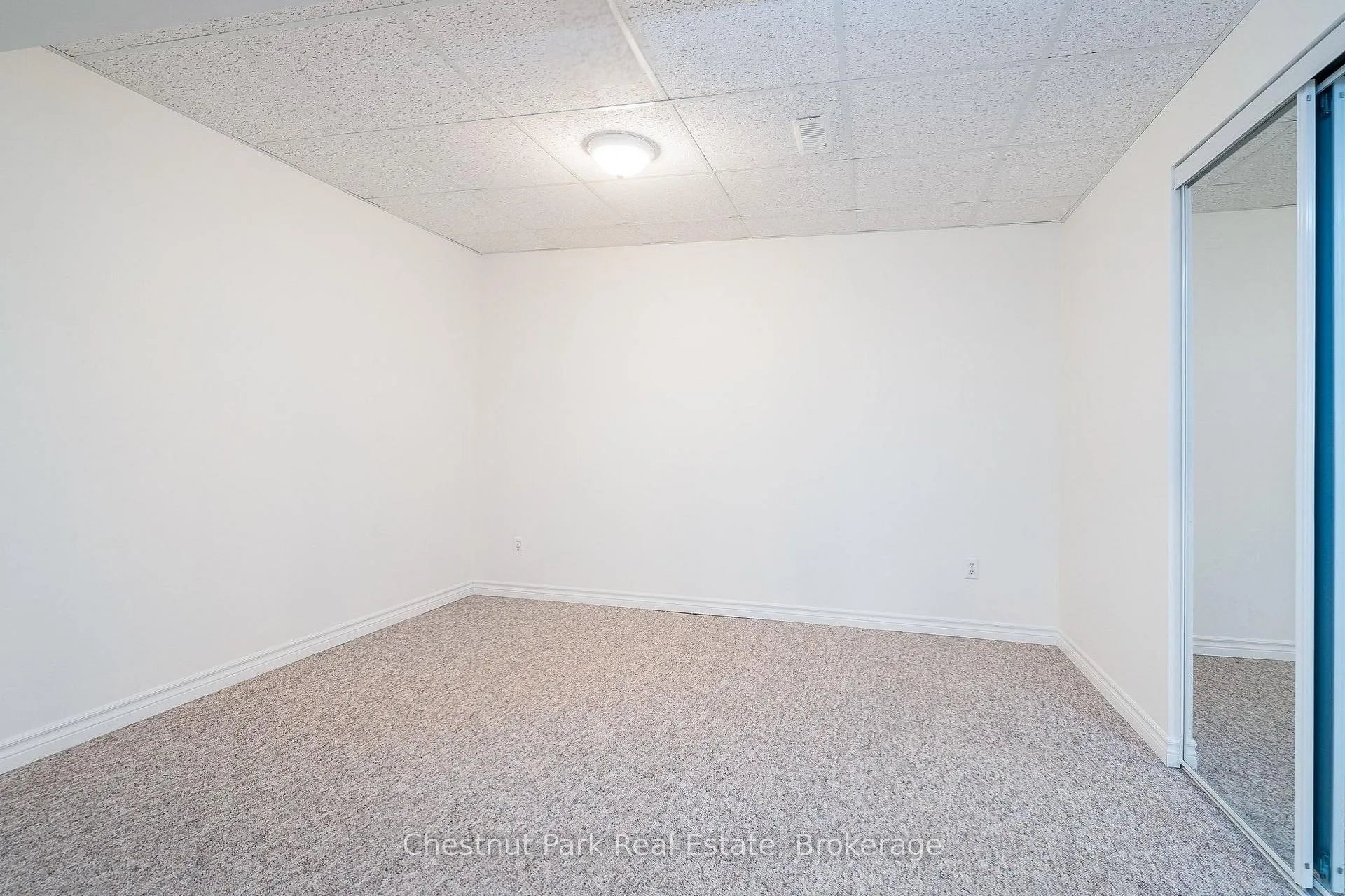 Photo 39 of 16 Green Pine Crescent, Wasaga Beach — HOMEH