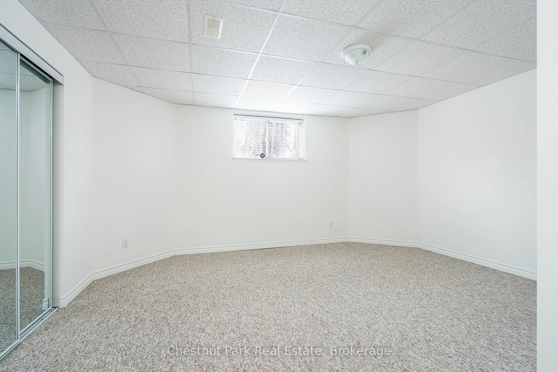 Photo 41 of 16 Green Pine Crescent, Wasaga Beach — HOMEH