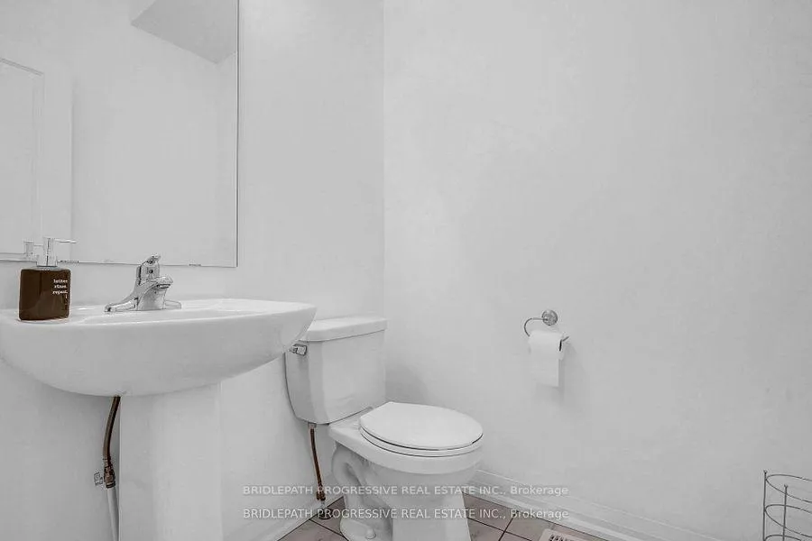 Photo 14 of 22 Alaskan Heights, Barrie, Holly — HOMEH