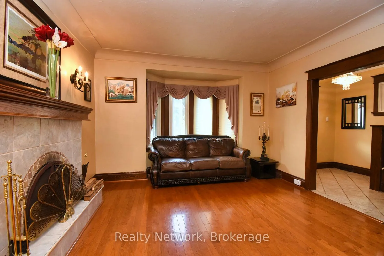 Photo 5 of 522 Aberdeen Avenue, Hamilton, Kirkendall — HOMEH