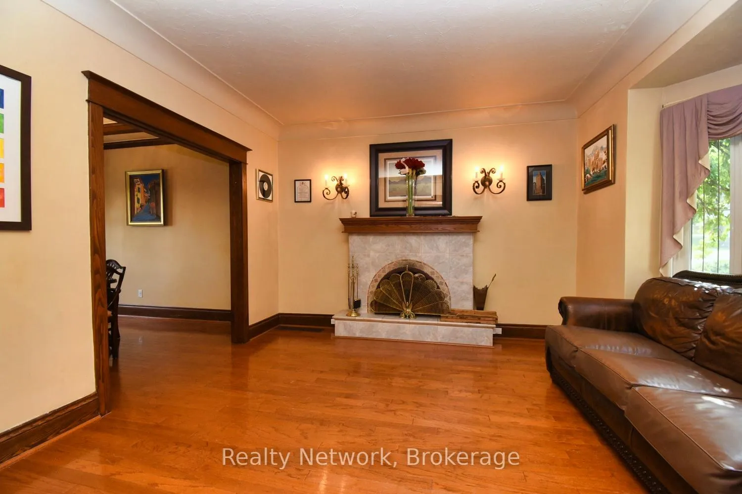 Photo 7 of 522 Aberdeen Avenue, Hamilton, Kirkendall — HOMEH