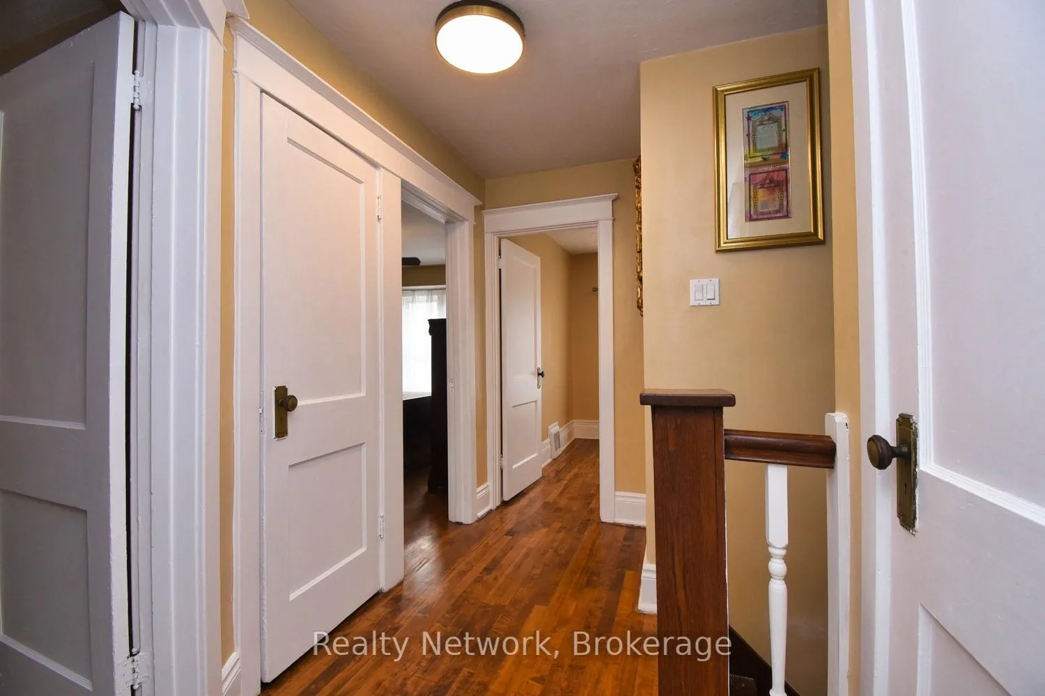 Photo 11 of 522 Aberdeen Avenue, Hamilton, Kirkendall — HOMEH