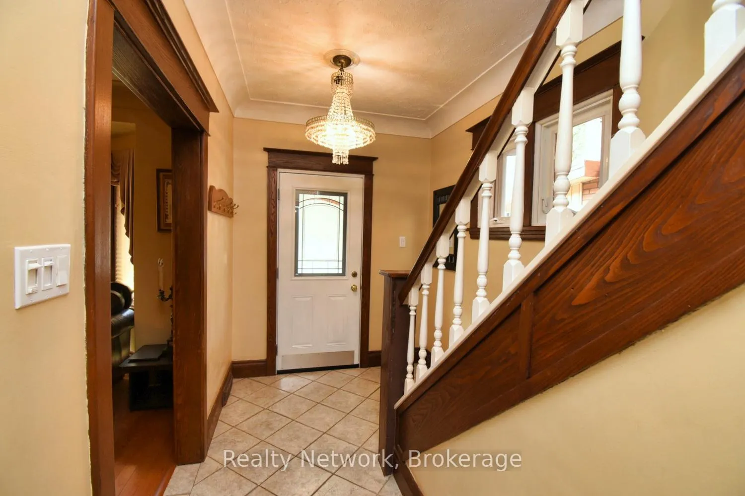 Photo 15 of 522 Aberdeen Avenue, Hamilton, Kirkendall — HOMEH