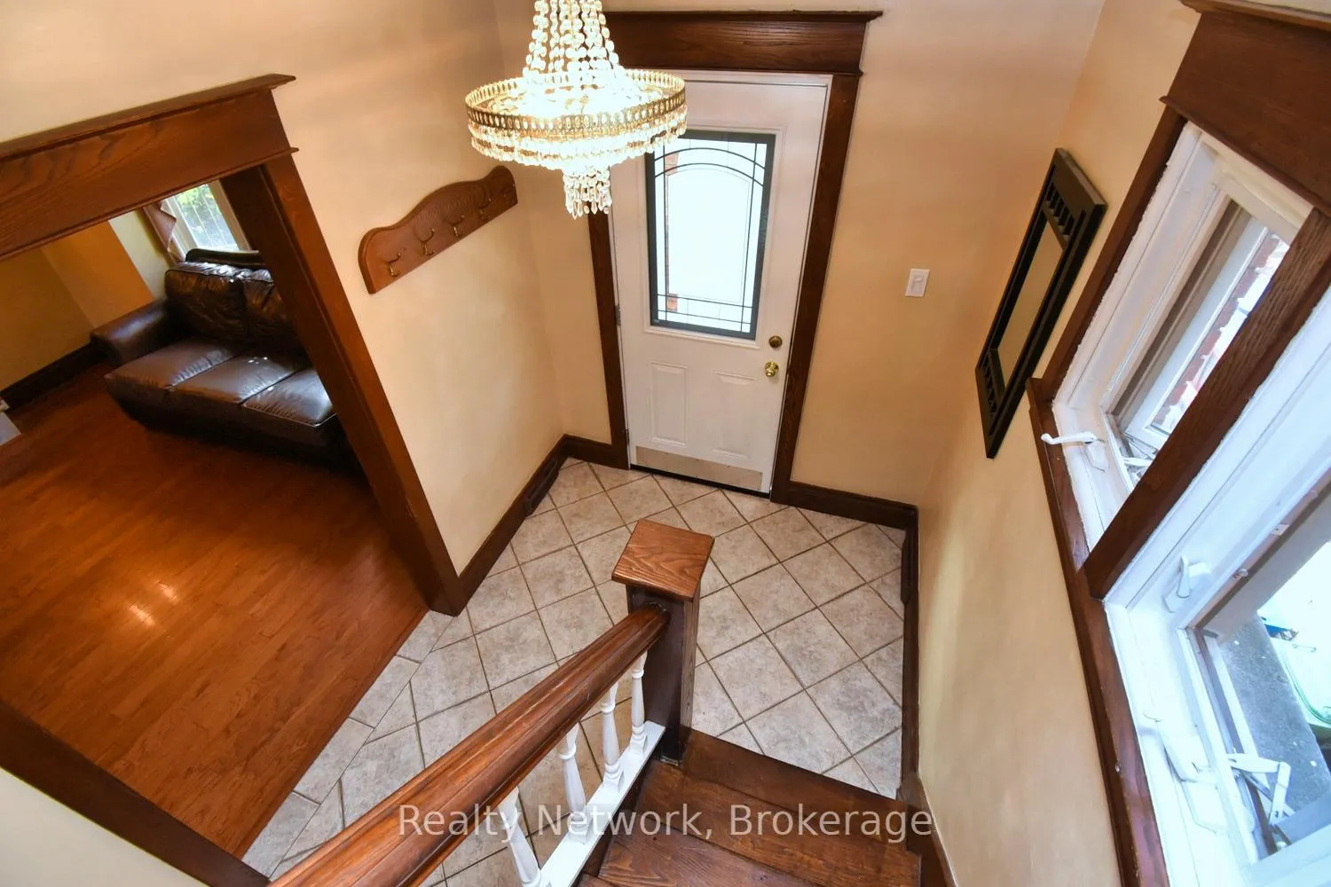 Photo 16 of 522 Aberdeen Avenue, Hamilton, Kirkendall — HOMEH