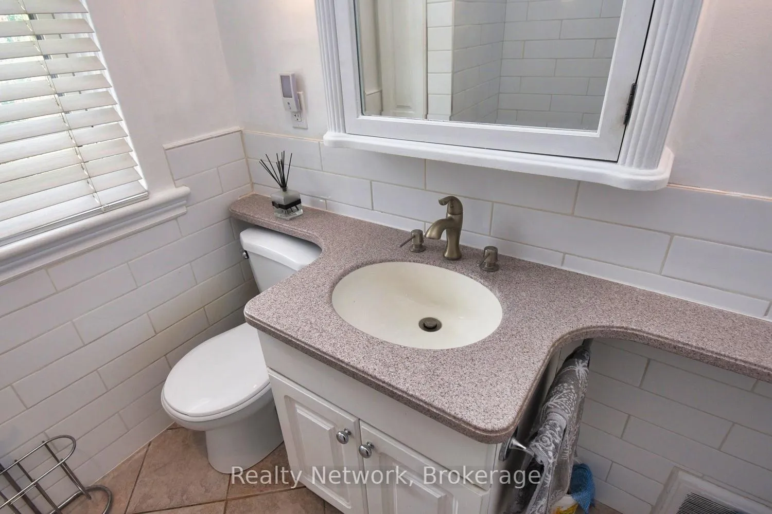 Photo 19 of 522 Aberdeen Avenue, Hamilton, Kirkendall — HOMEH