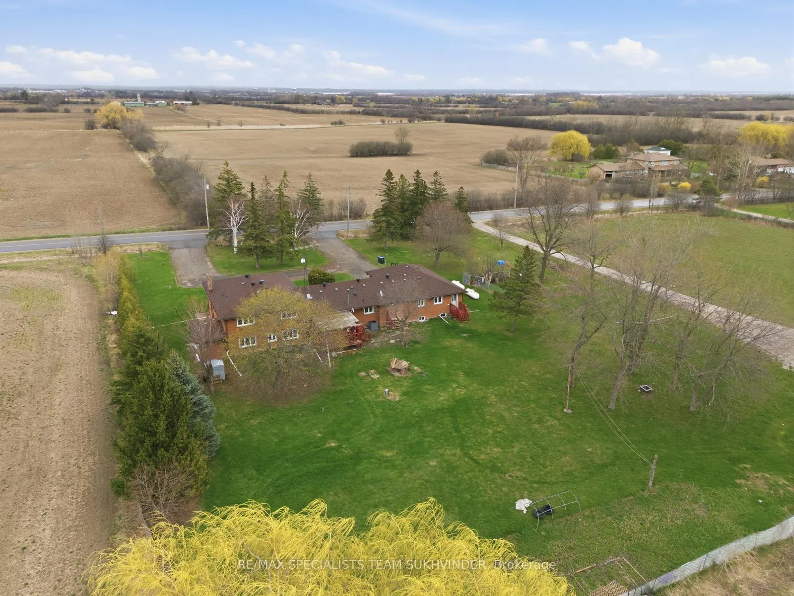 Photo 4 of 13894 Innis Lake Road, Caledon, Rural Caledon — HOMEH