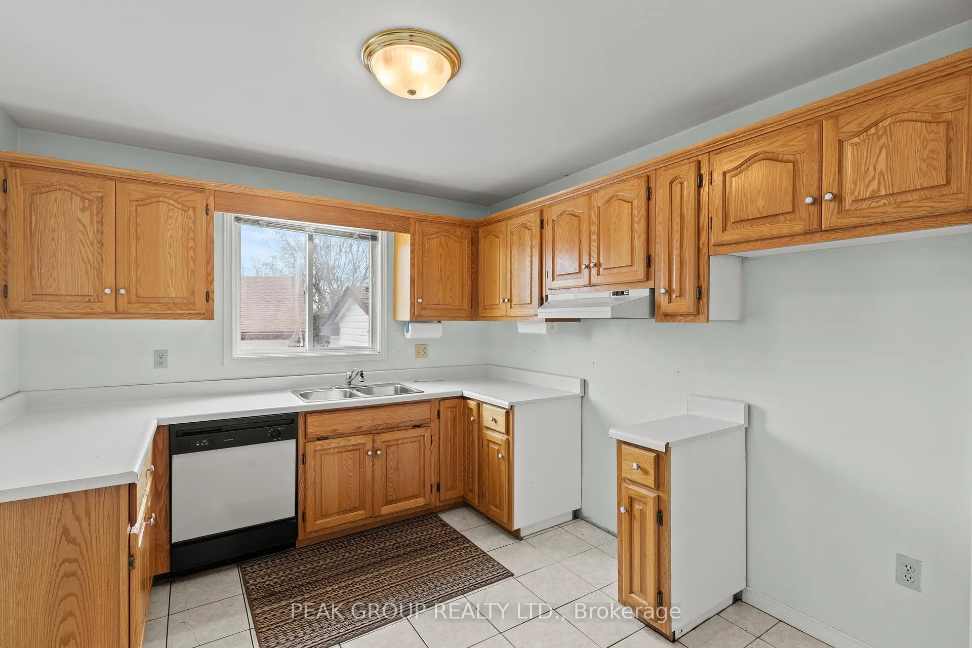 Photo 16 of 7953 Paddock Trail, Niagara Falls, Ascot — HOMEH