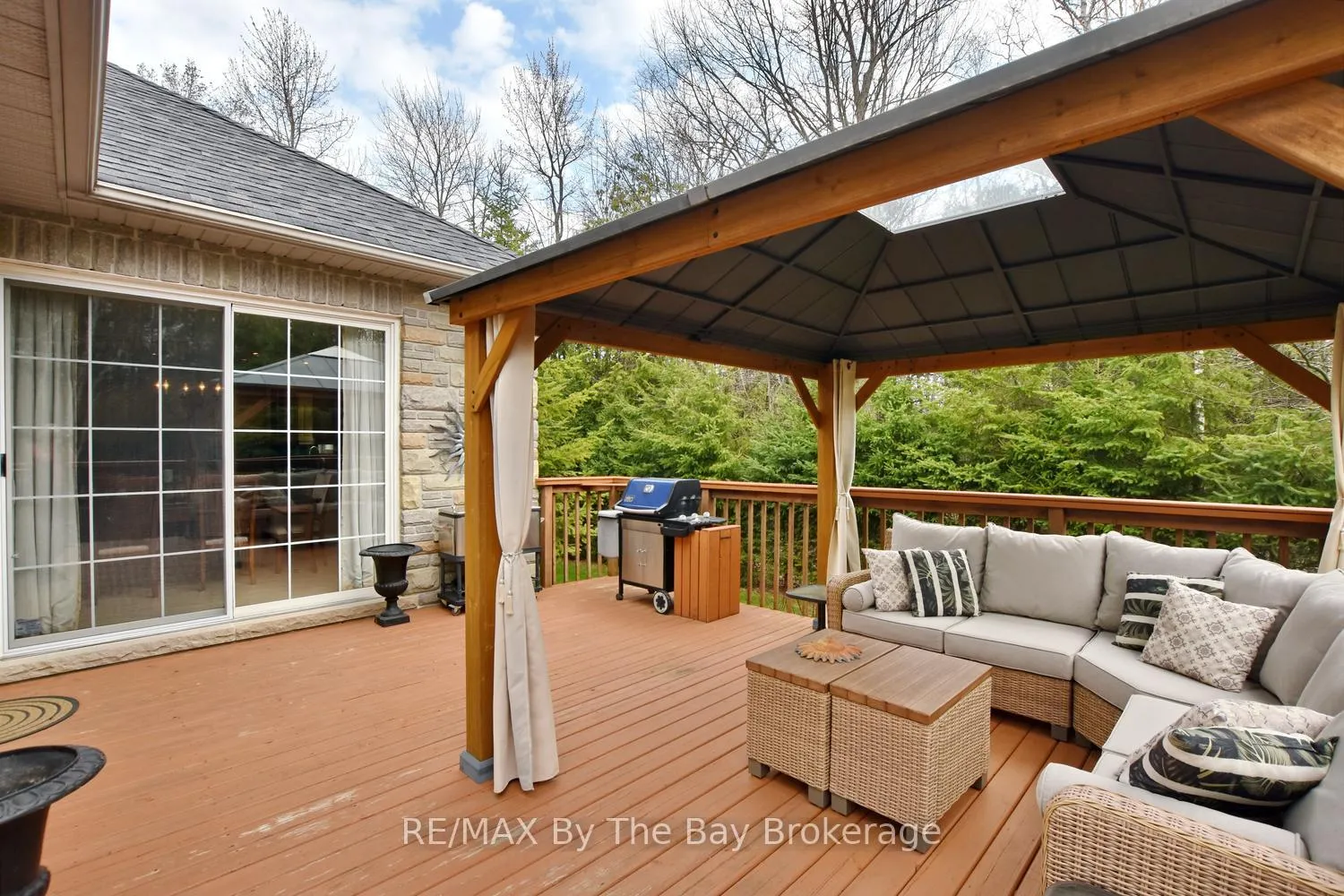 Photo 20 of 15 Lily Drive, Wasaga Beach — HOMEH