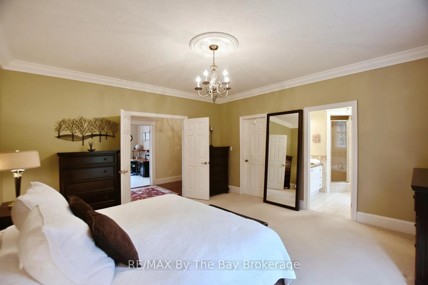 Photo 26 of 15 Lily Drive, Wasaga Beach — HOMEH