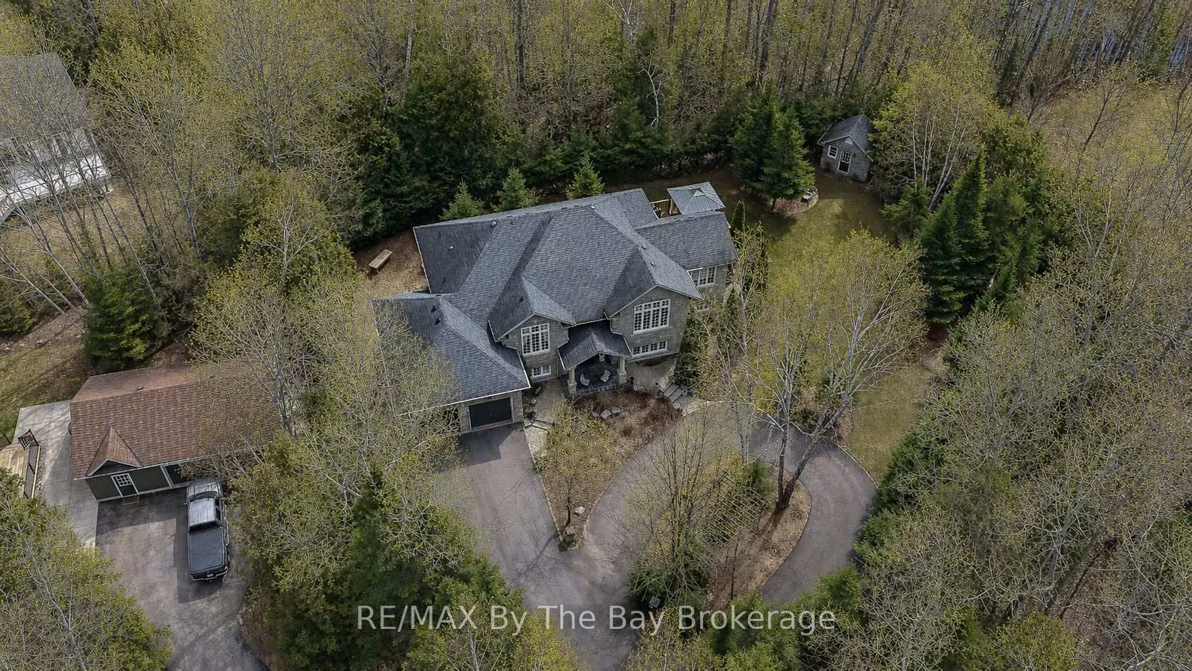Photo 44 of 15 Lily Drive, Wasaga Beach — HOMEH