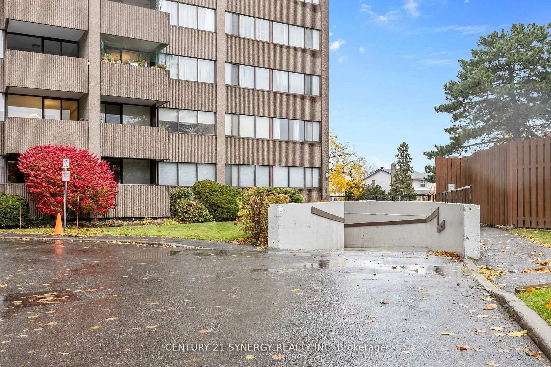 Photo 3 of Unit 202, 1285 Cahill Drive, Ottawa, South Keys — HOMEH
