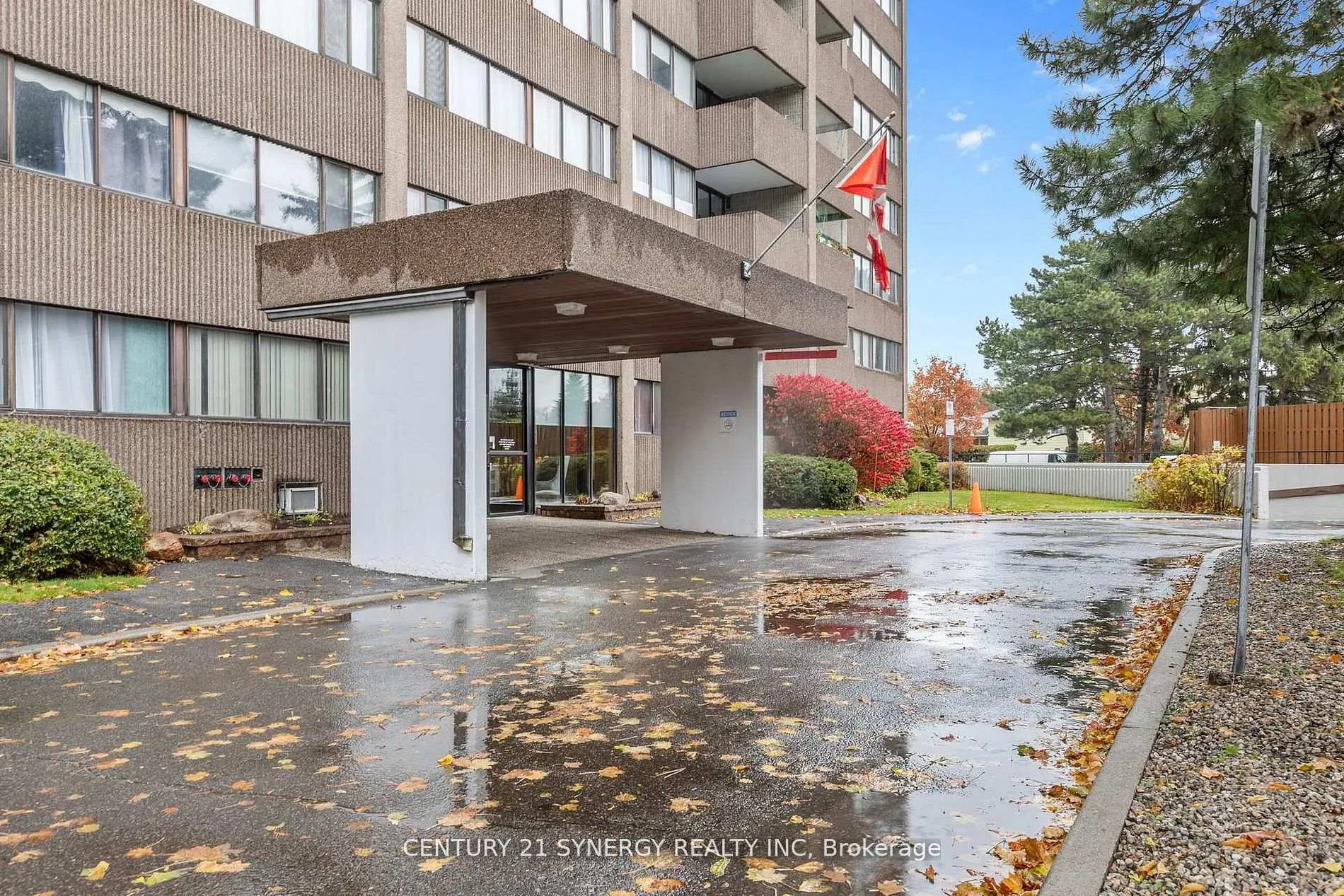 Photo 4 of Unit 202, 1285 Cahill Drive, Ottawa, South Keys — HOMEH