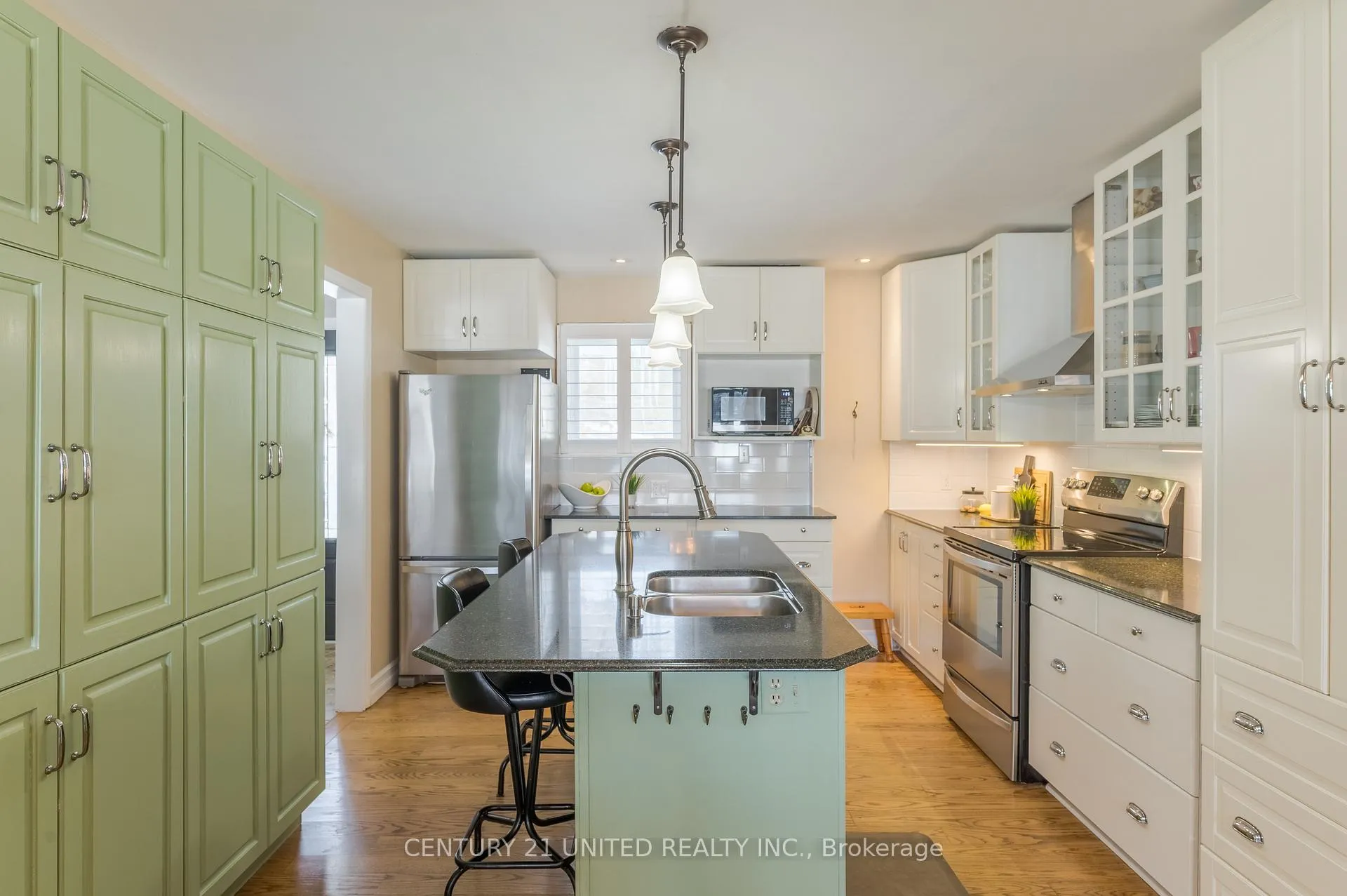 Photo 6 of 1 Lakeshore Boulevard, Selwyn — HOMEH