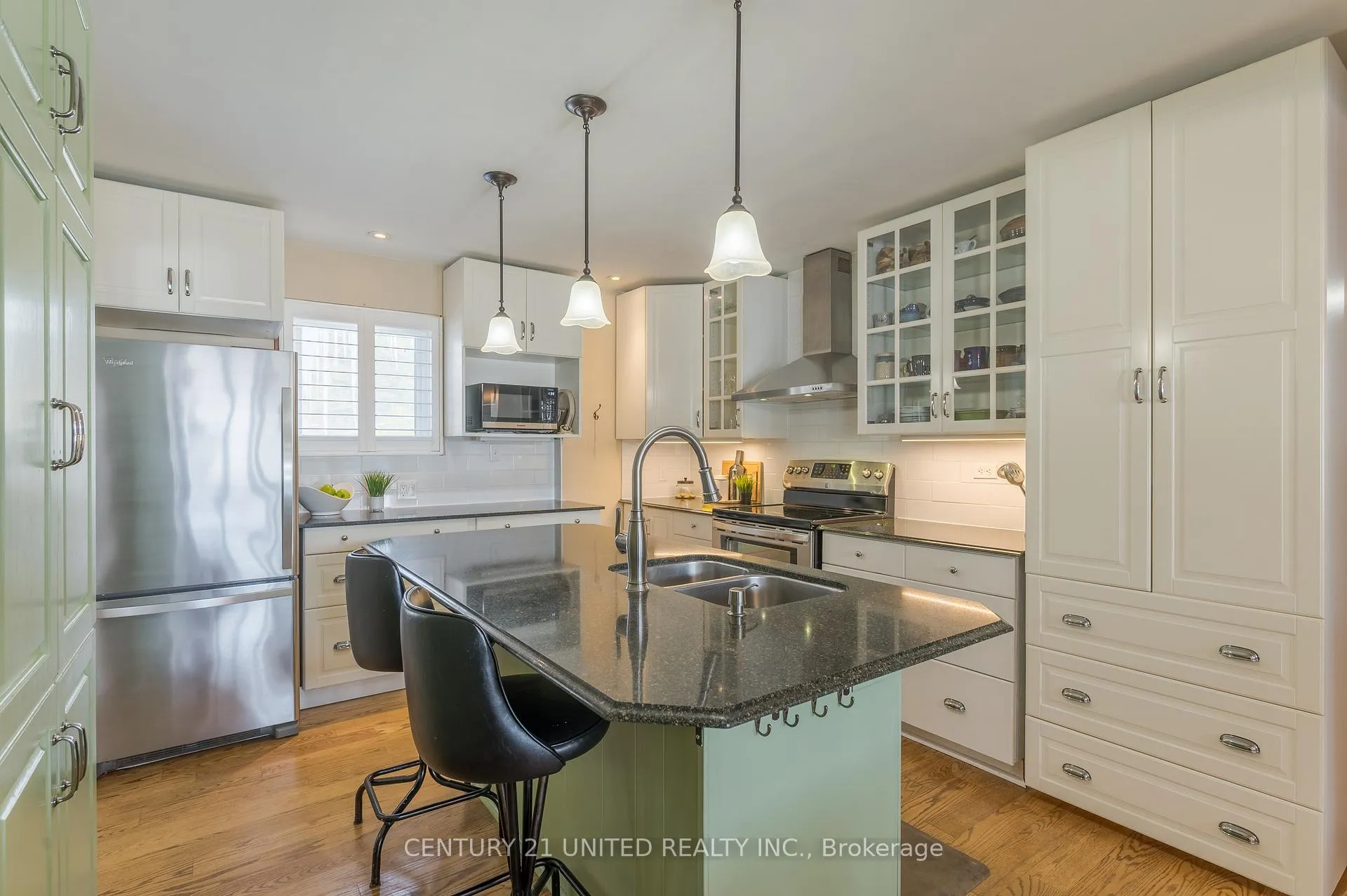Photo 7 of 1 Lakeshore Boulevard, Selwyn — HOMEH