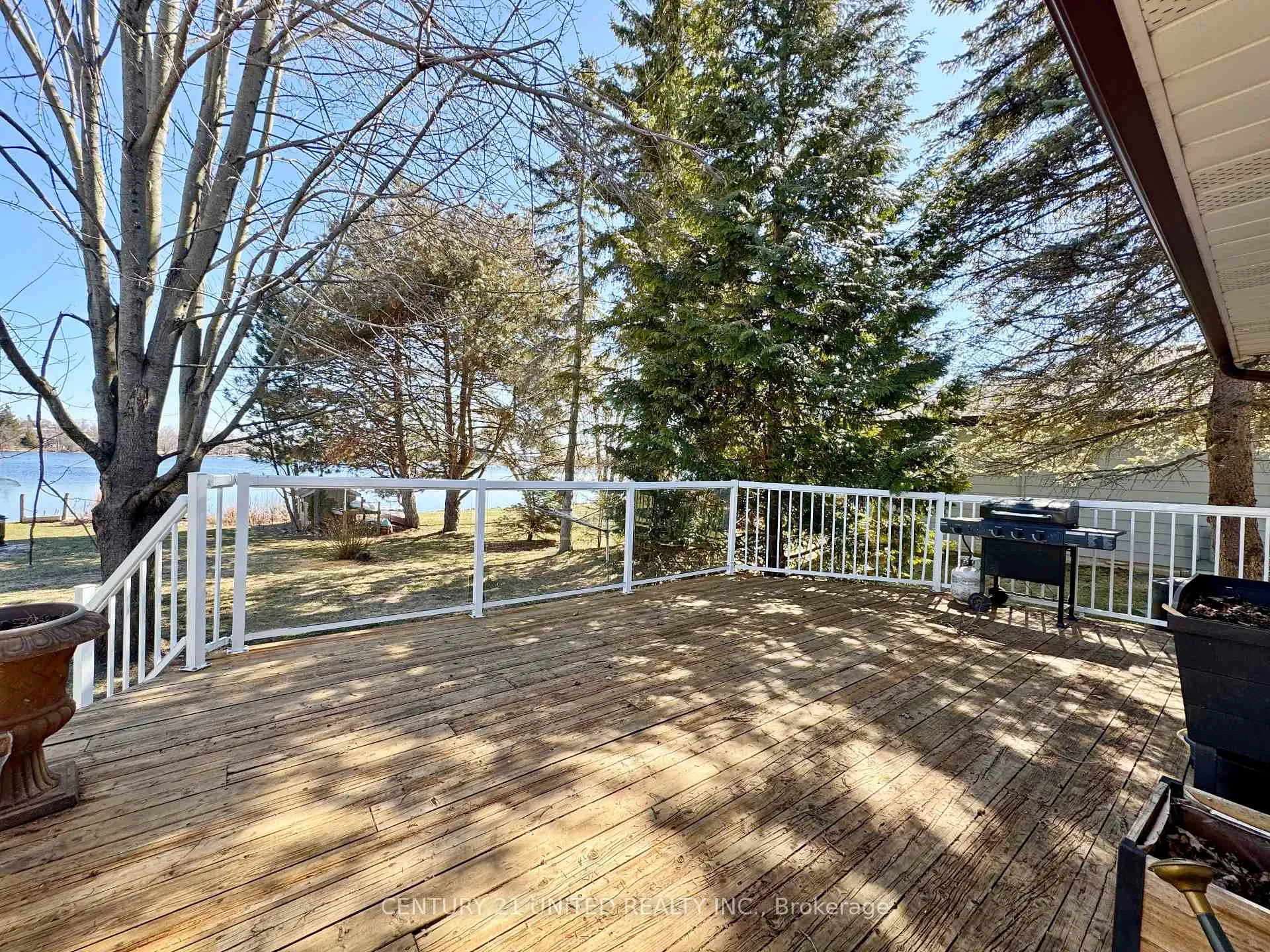 Photo 23 of 1 Lakeshore Boulevard, Selwyn — HOMEH
