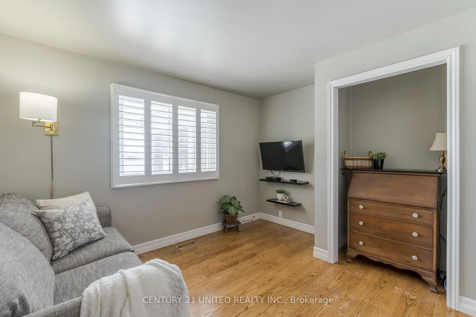 Photo 33 of 1 Lakeshore Boulevard, Selwyn — HOMEH