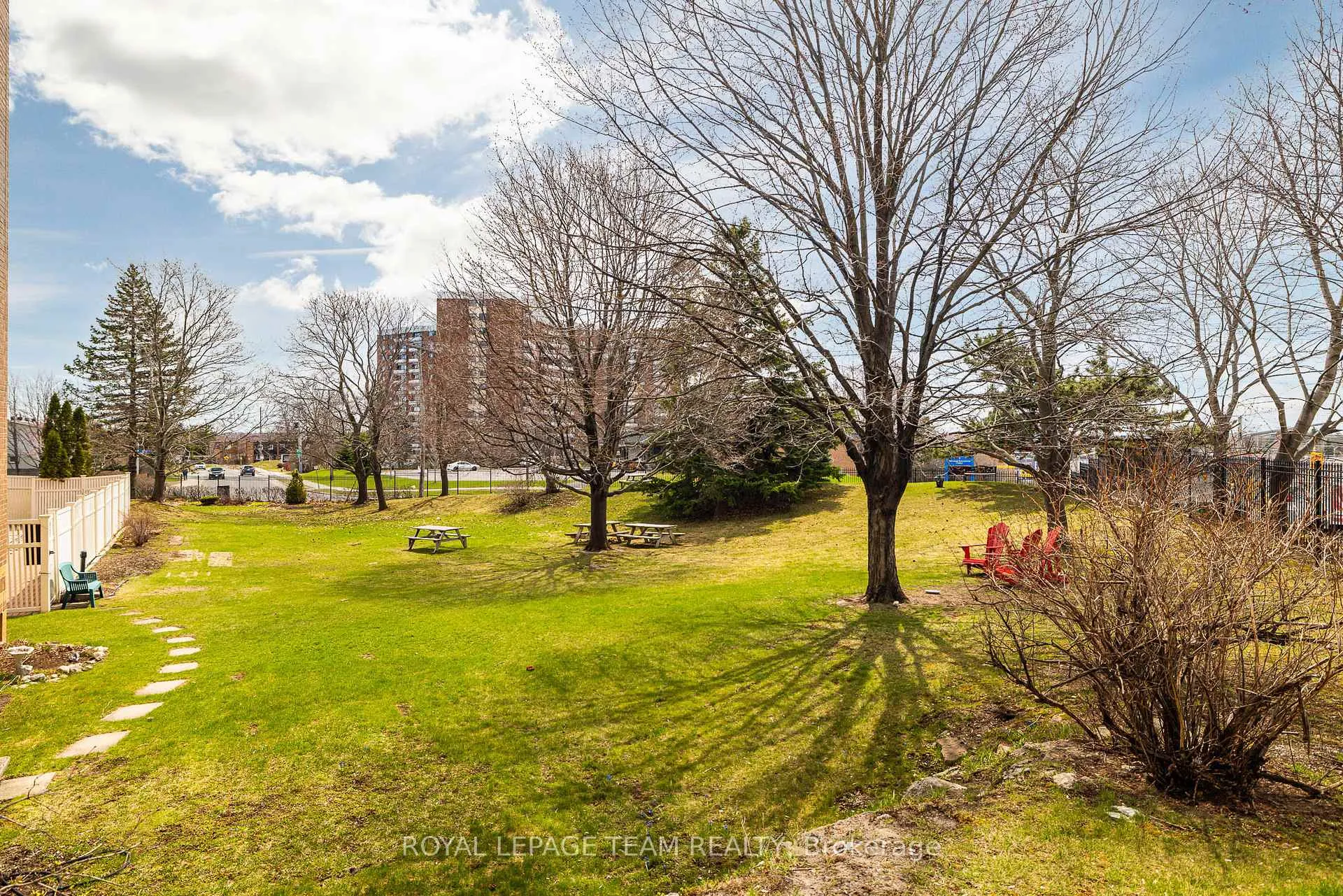 Photo 30 of Unit 701, 1356 Meadowlands Drive E, Ottawa, Borden Farm/Stewart Farm/Carleton Heights/Parkwood Hills — HOMEH