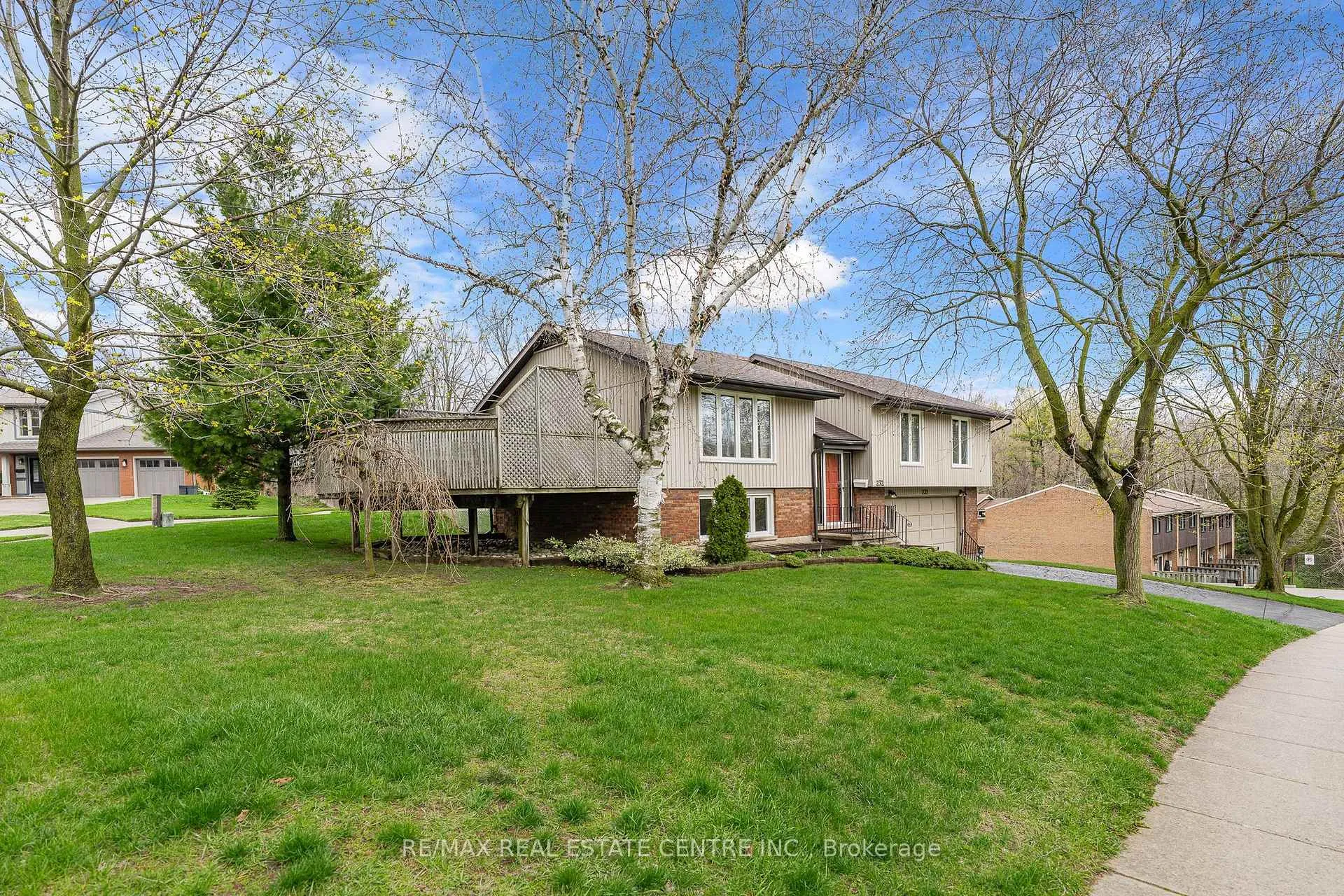 Photo 3 of 232 Salisbury Avenue, Cambridge — HOMEH