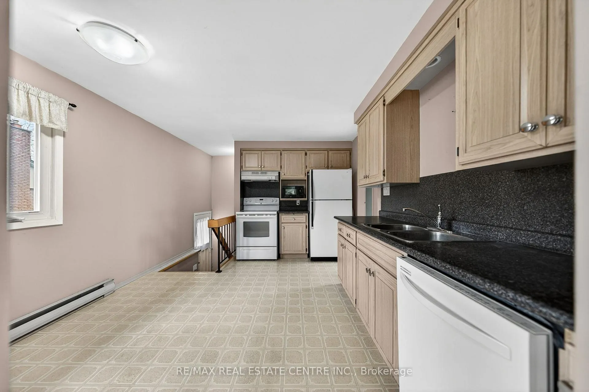 Photo 16 of 232 Salisbury Avenue, Cambridge — HOMEH
