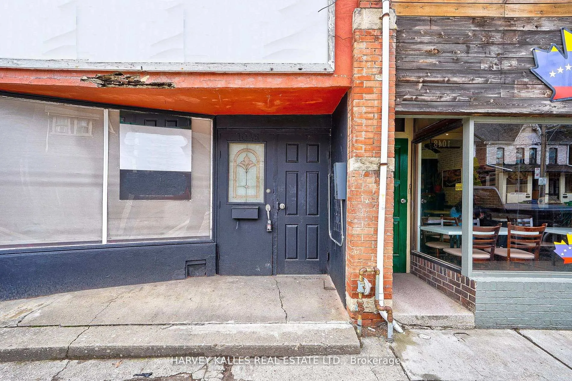 Front of Unit Unit 1, 1046 Bathurst Street