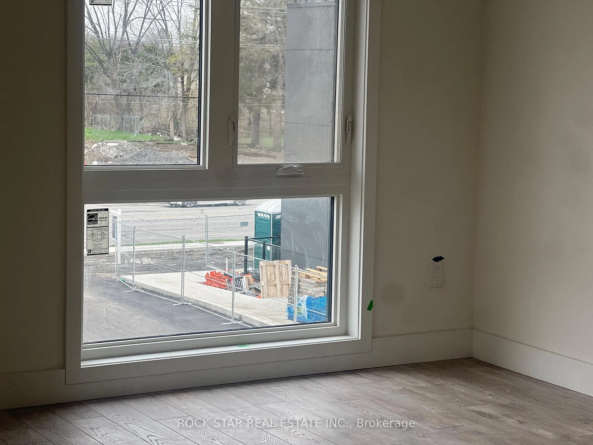 Photo 11 of Unit 320, 6638 Mcleod Road, Niagara Falls, Oldfield — HOMEH
